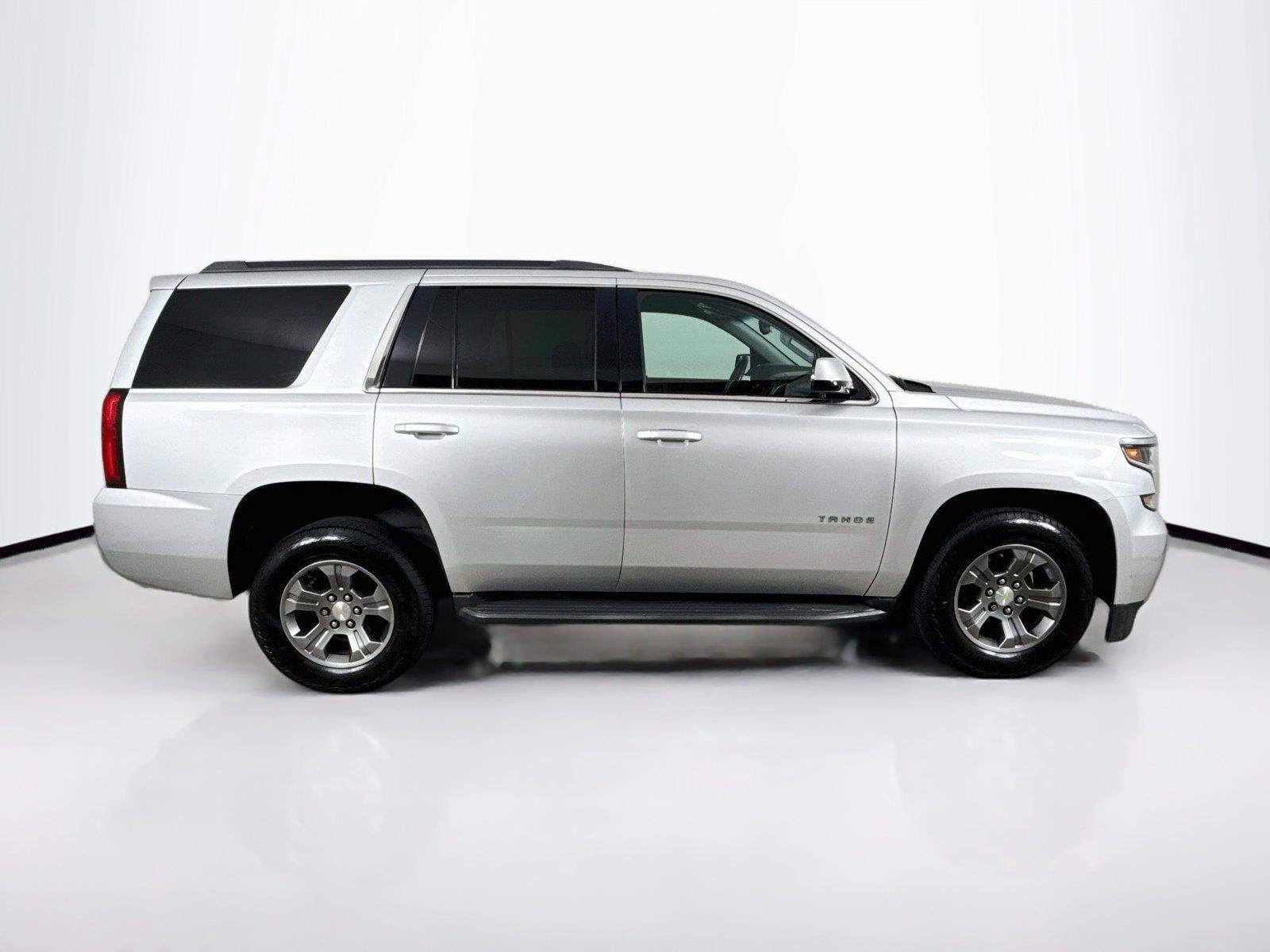 2020 Chevrolet Tahoe LS - Photo 6