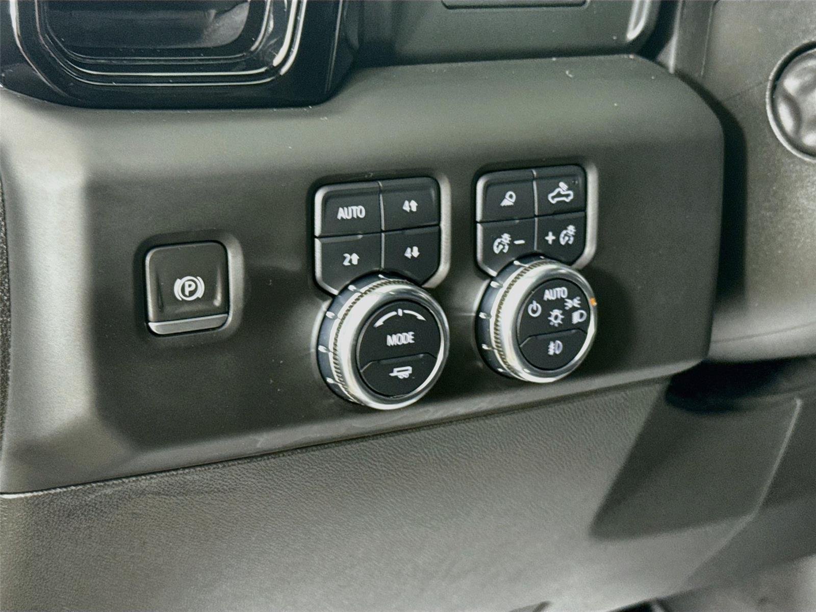 2023 GMC Sierra 1500 AT4 - Photo 12