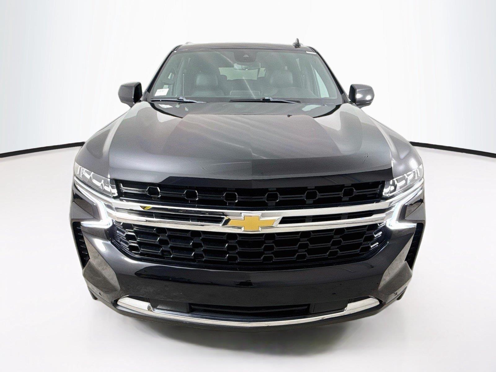 2024 Chevrolet Suburban LS - Photo 10