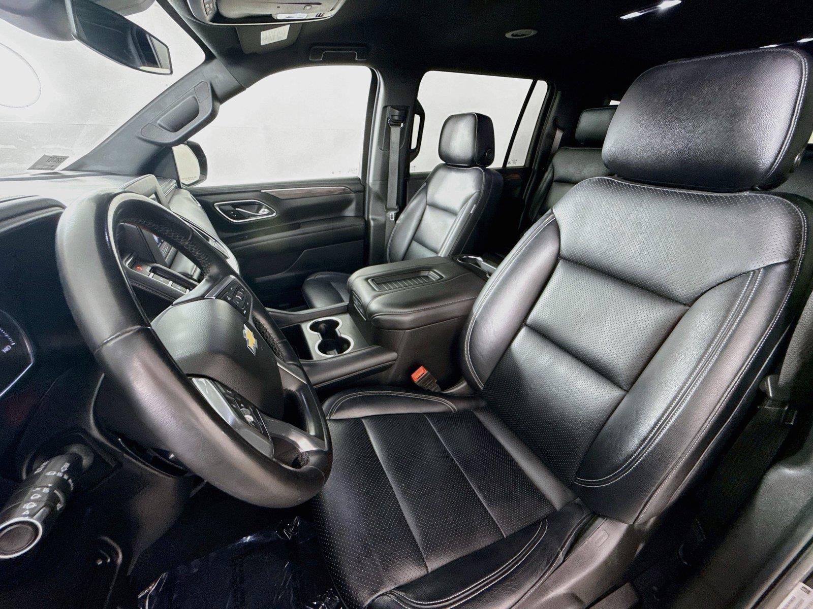 2024 Chevrolet Suburban LS - Photo 11