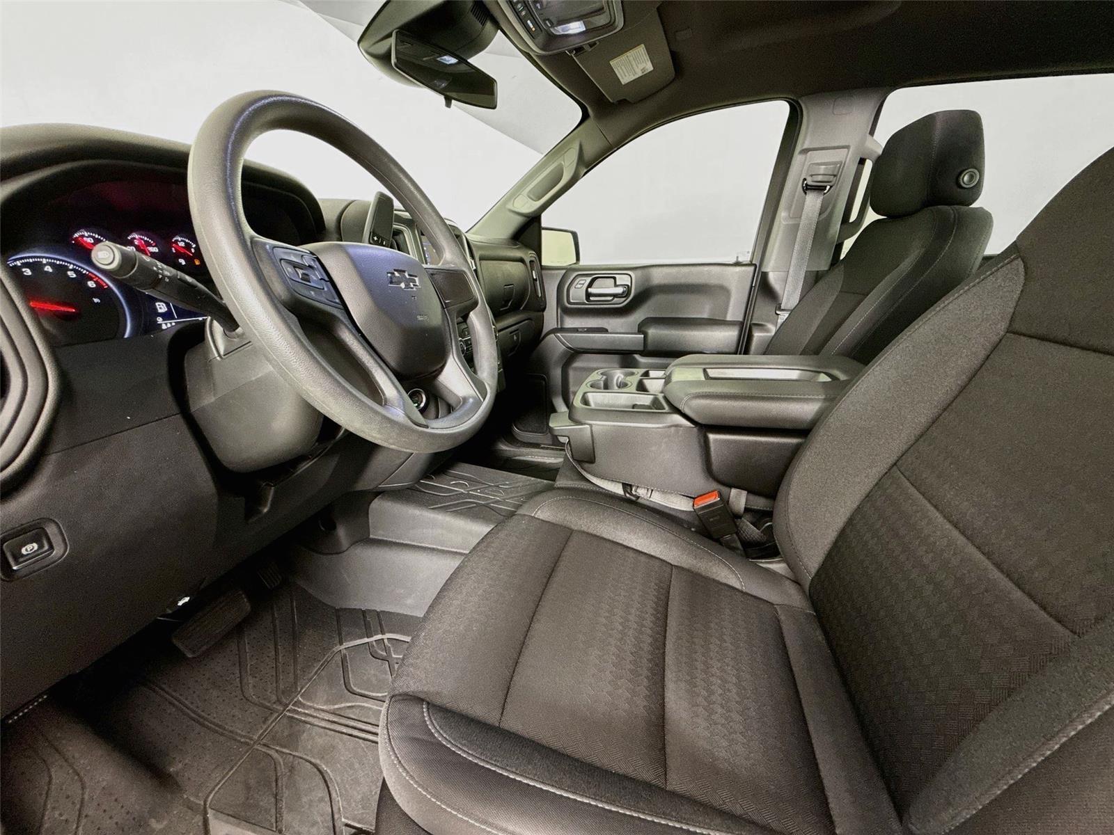 2024 Chevrolet Silverado 1500 Custom - Photo 9