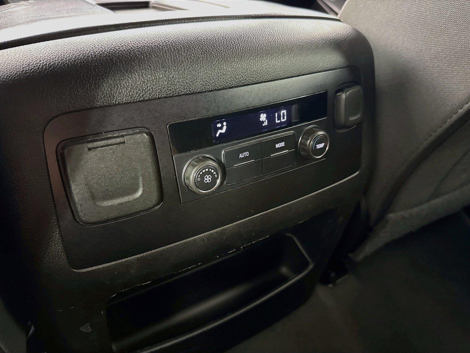2020 Chevrolet Tahoe LS - Photo 23
