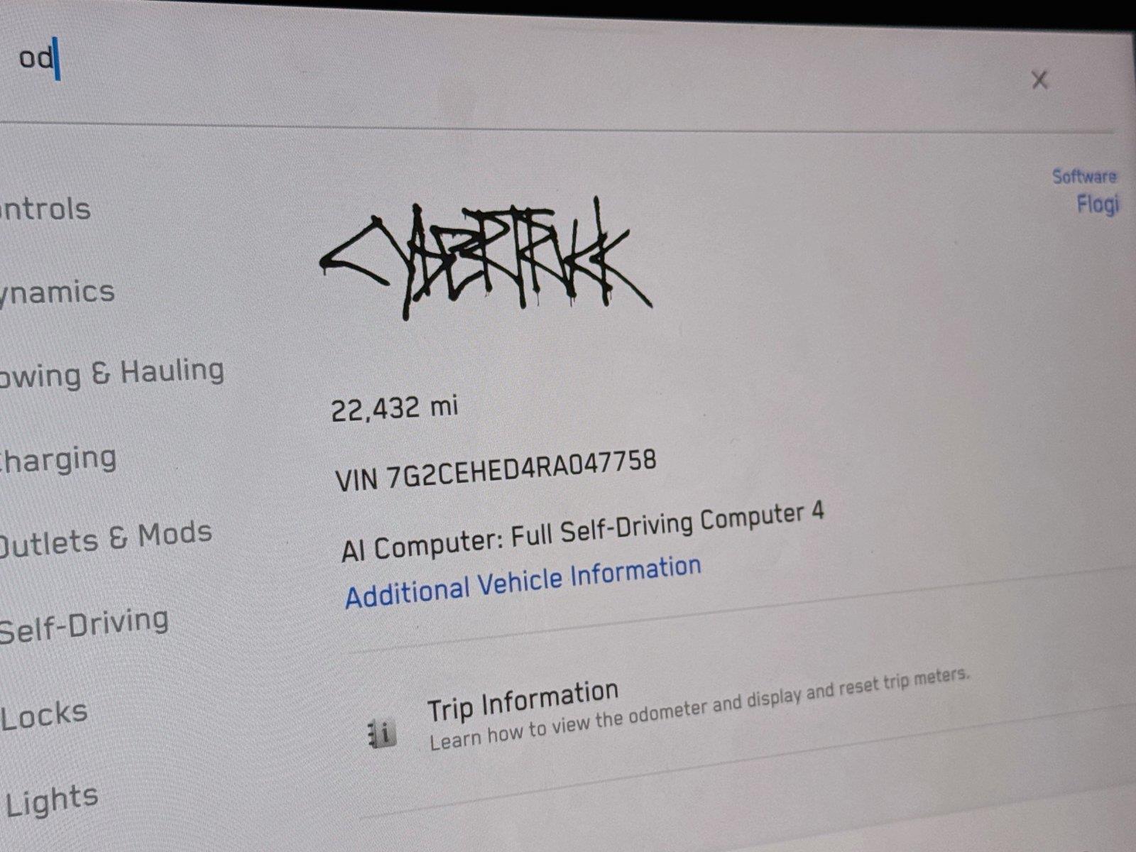 2024 Tesla Cybertruck Base - Photo 15