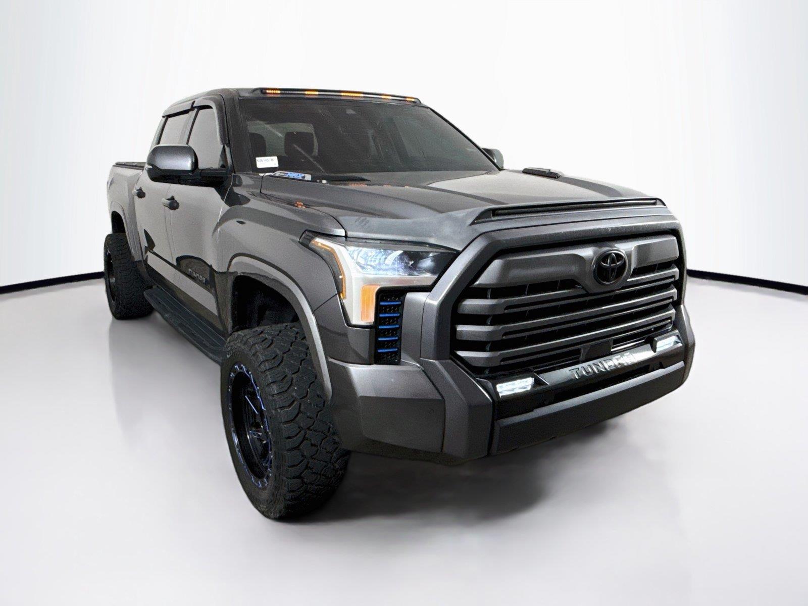 2024 Toyota Tundra Limited - Photo 8