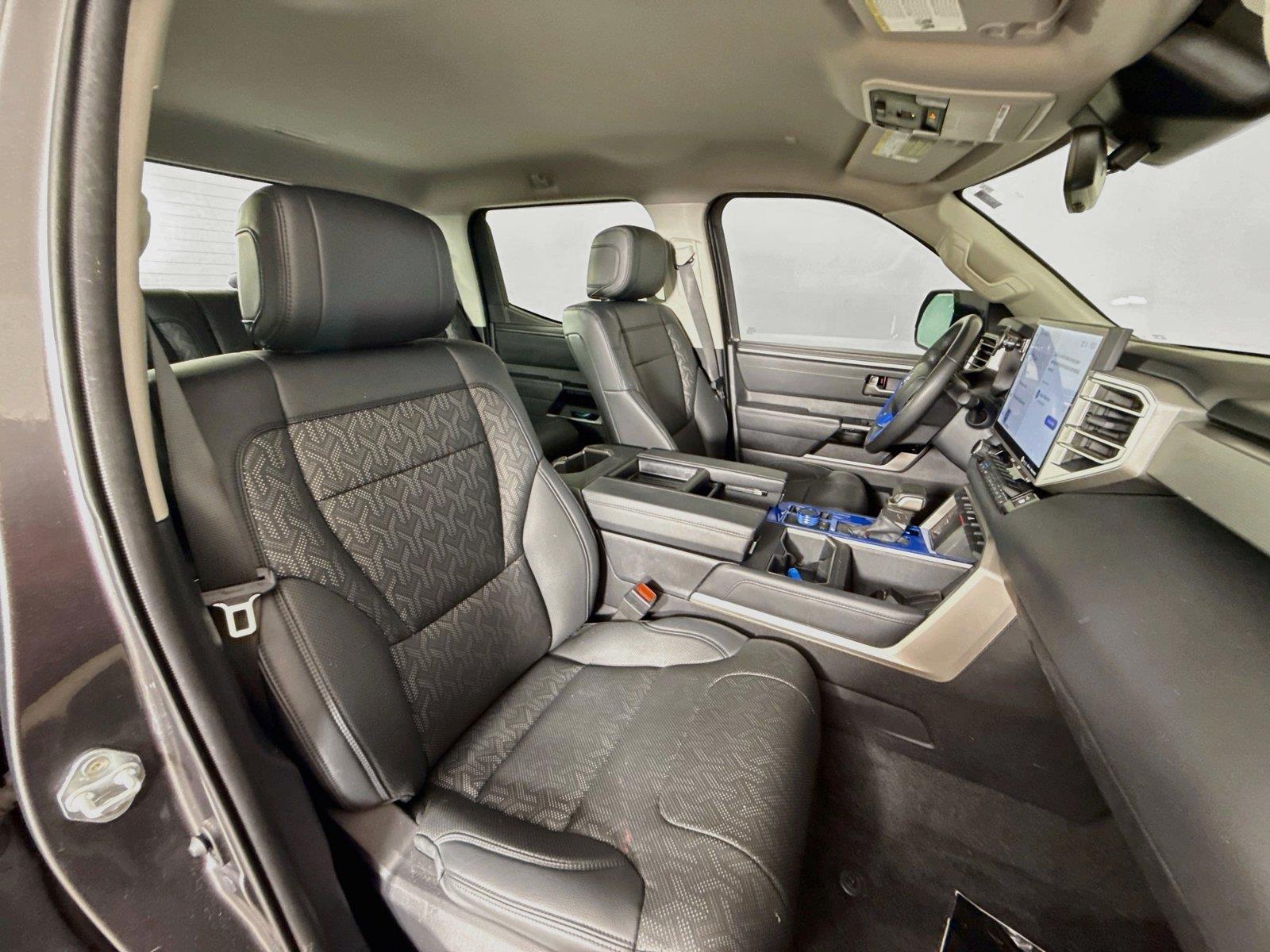 2024 Toyota Tundra Limited - Photo 25