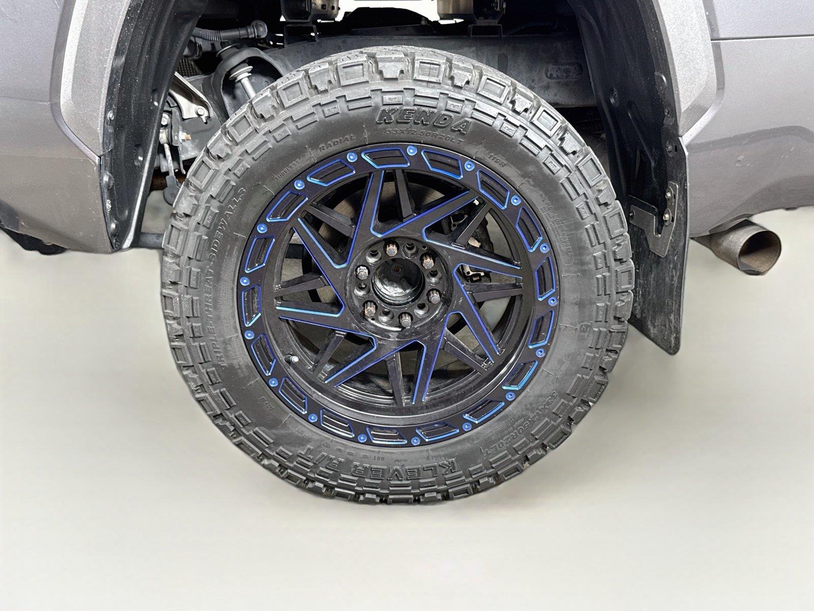 2024 Toyota Tundra Limited - Photo 27