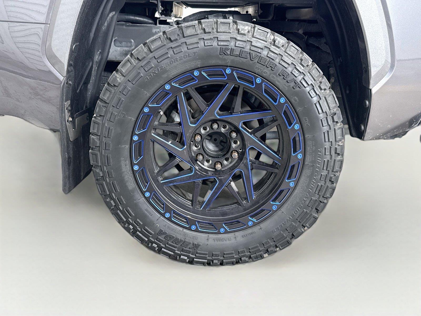 2024 Toyota Tundra Limited - Photo 29