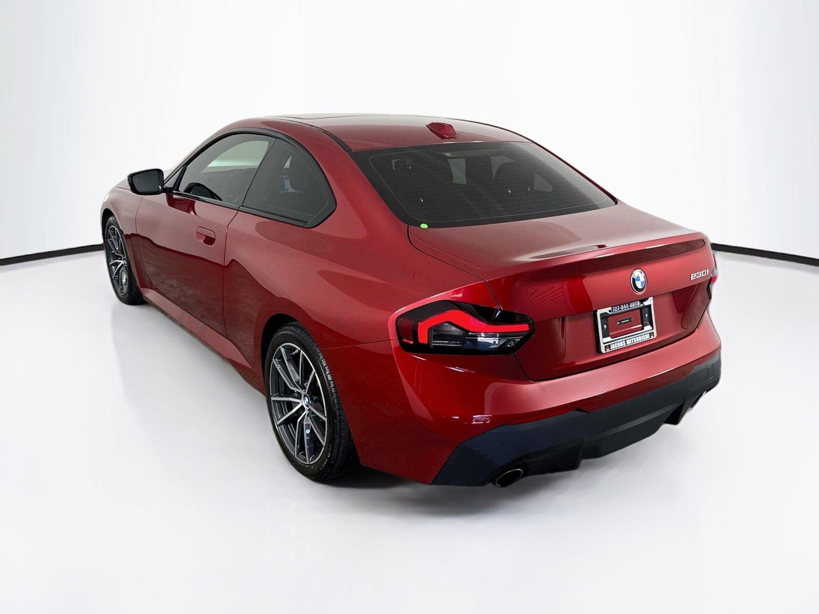 2025 BMW 2 Series photo 3