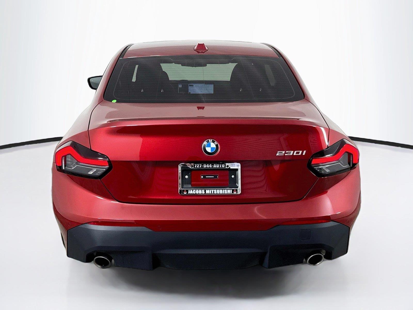 2025 BMW 2 Series photo 4