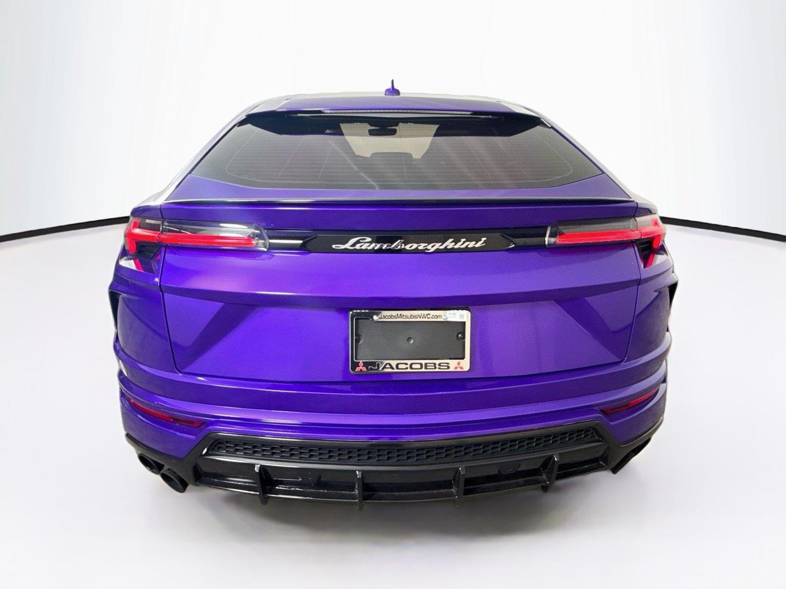 2020 Lamborghini Urus photo 4