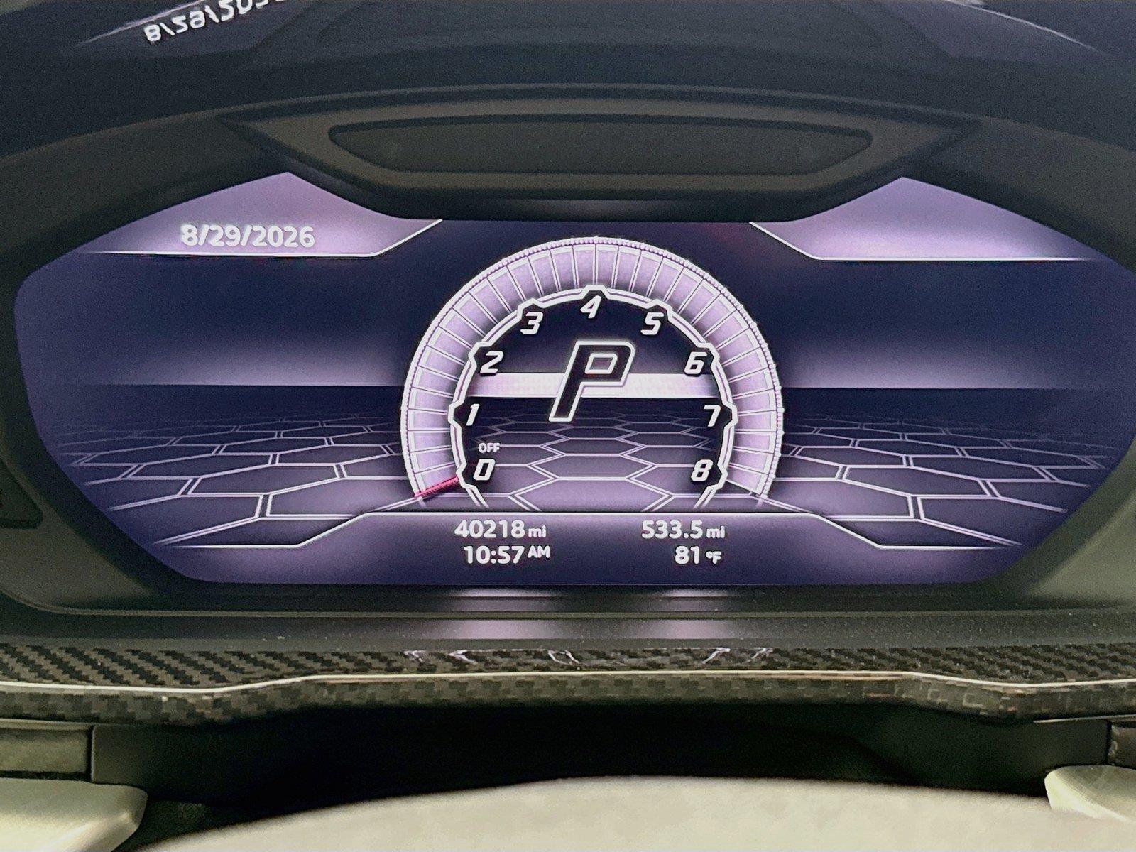 2020 Lamborghini Urus photo 11