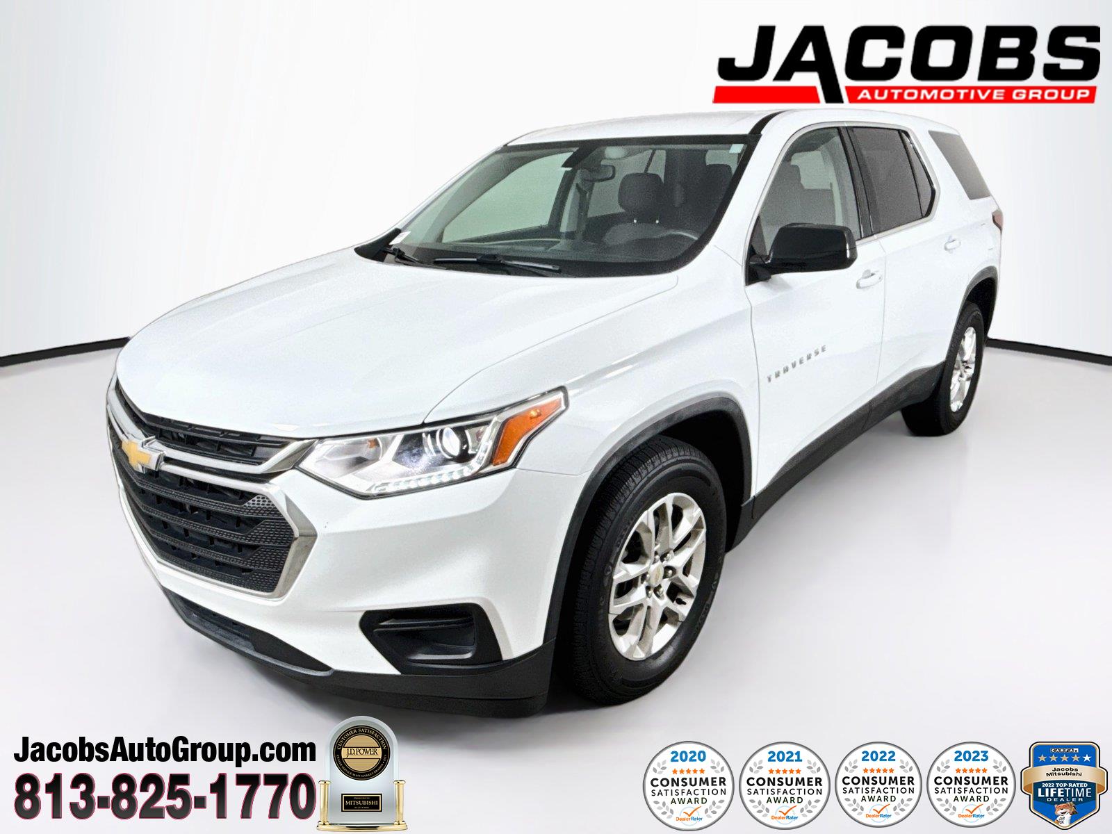 Summit White 2018 Chevrolet Traverse SUV / Crossover Front-Wheel Drive 9-Speed Automatic