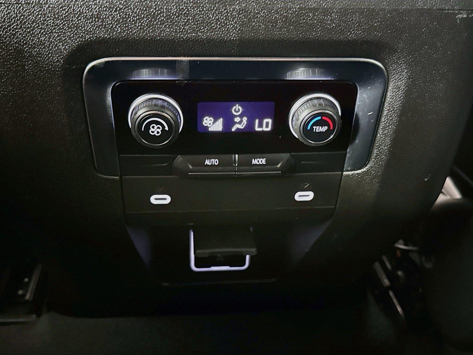 2024 Chevrolet Suburban LS - Photo 25