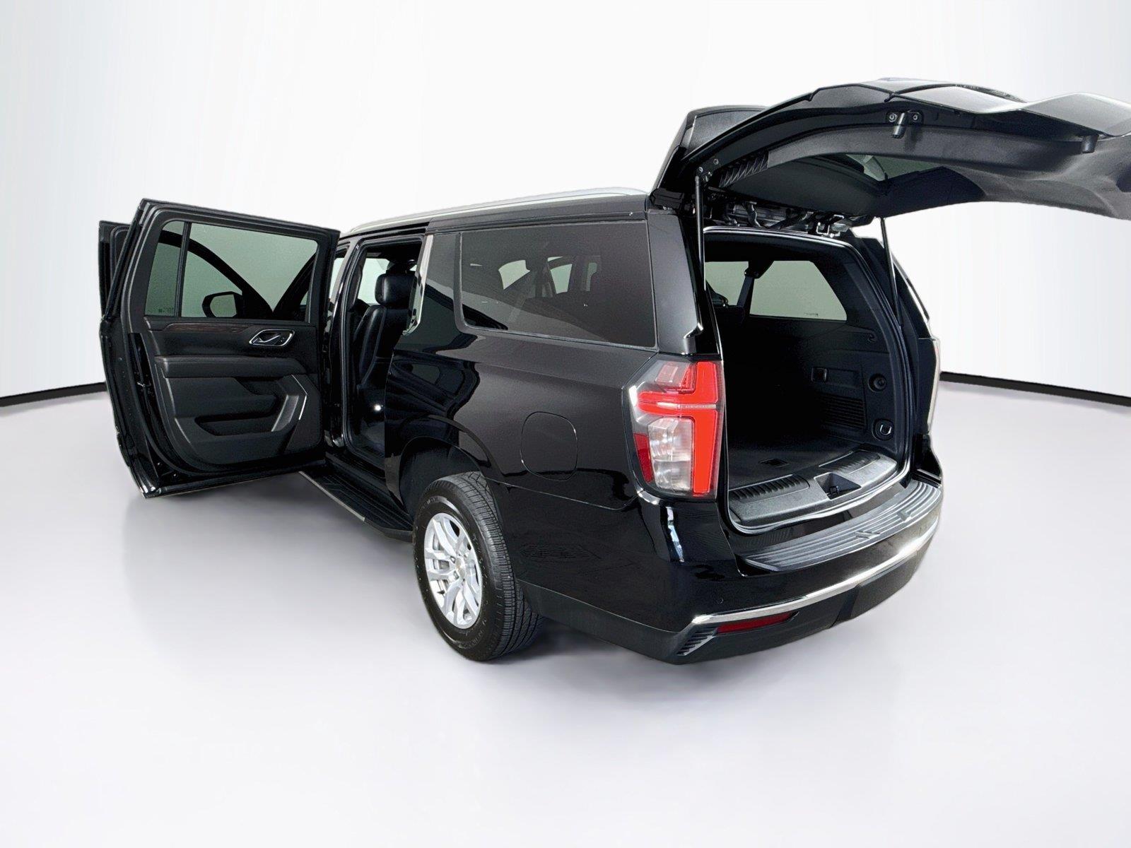 2024 Chevrolet Suburban LS - Photo 42