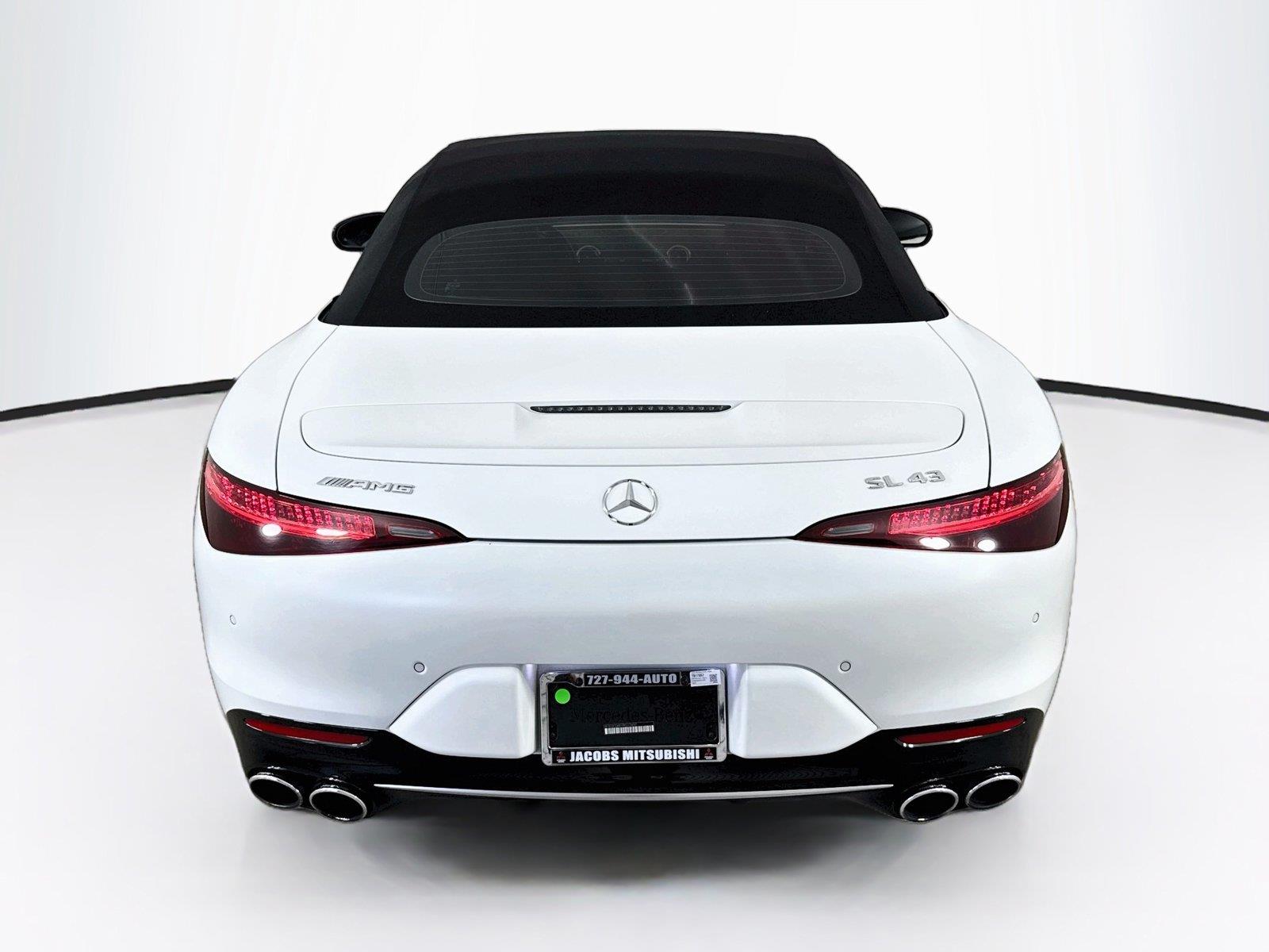 2023 Mercedes-Benz SL photo 4
