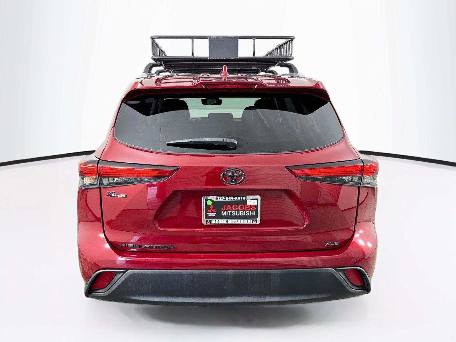 2022 Toyota Highlander photo 4