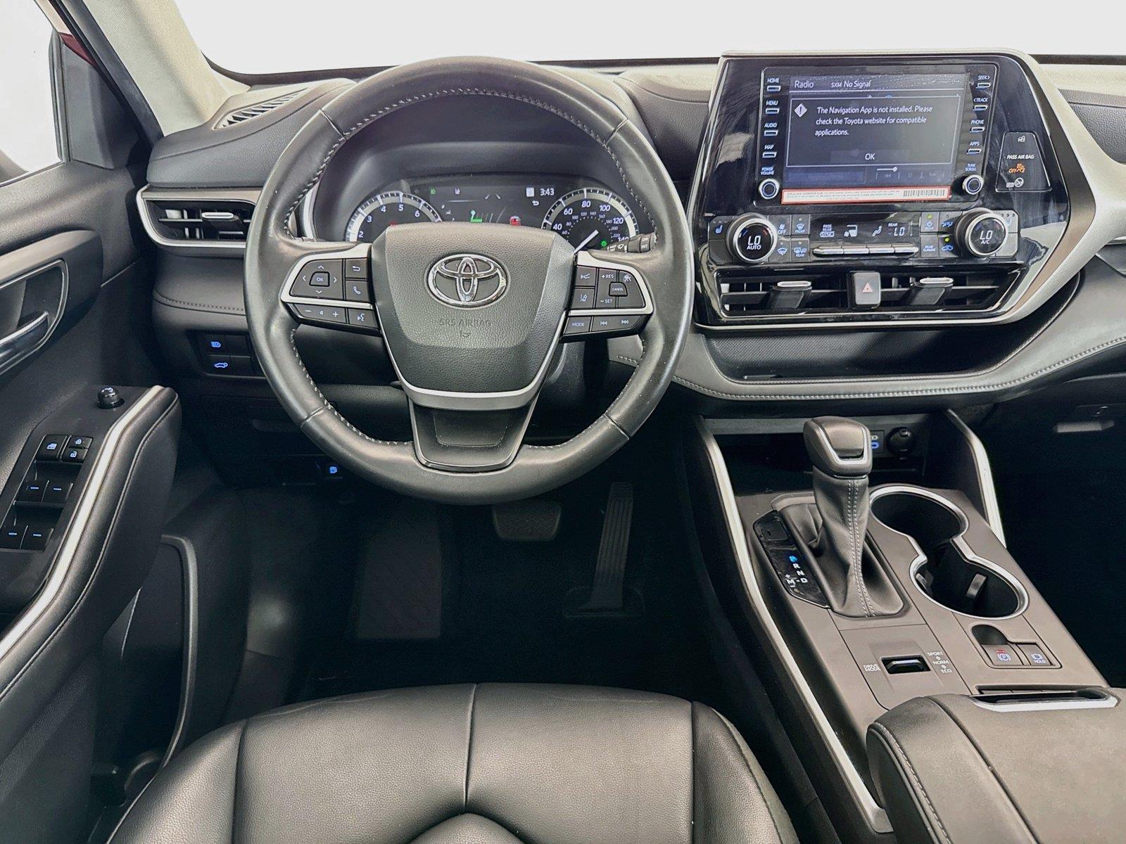 2022 Toyota Highlander photo 10