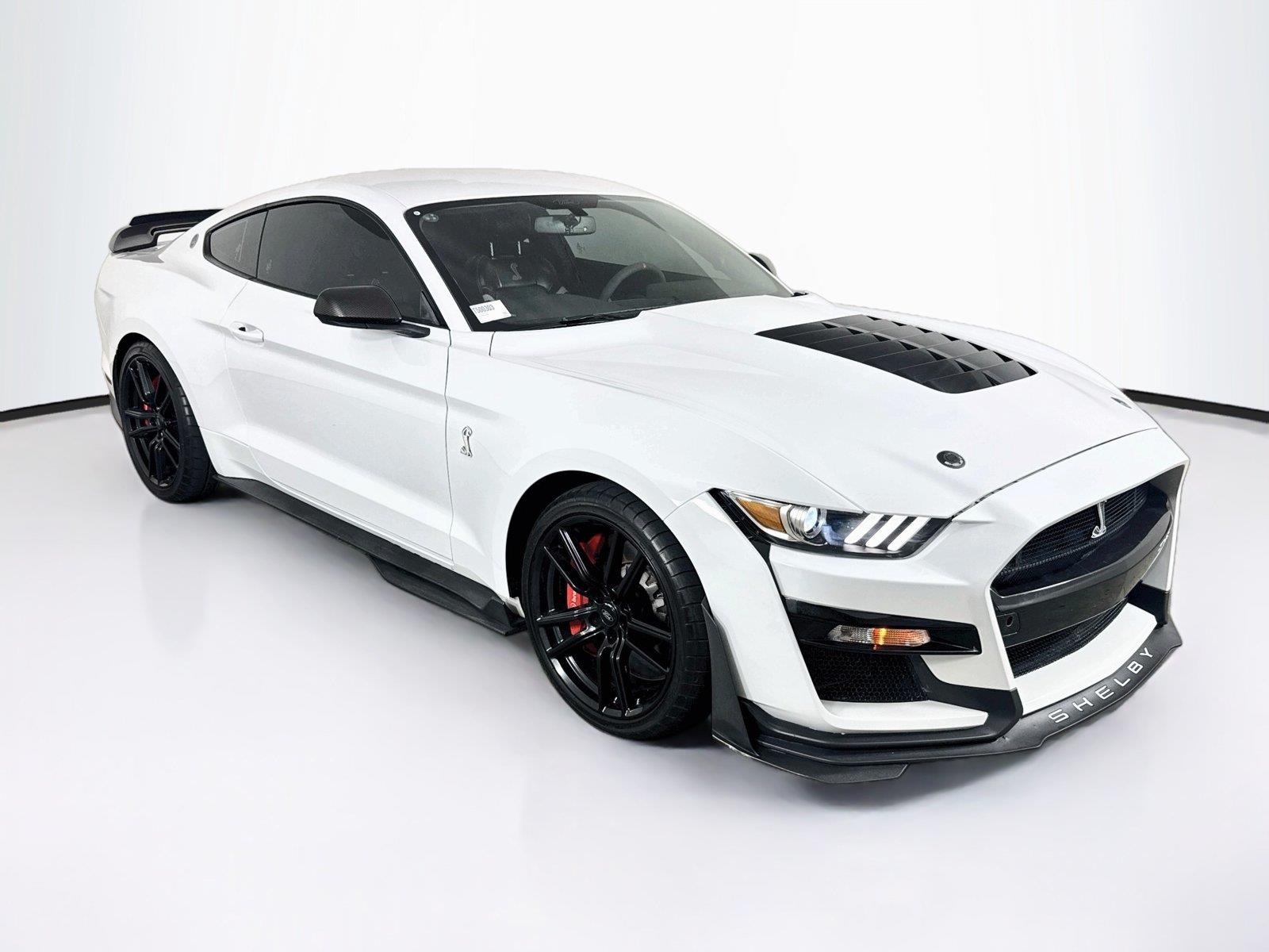 2021 Ford Mustang photo 7