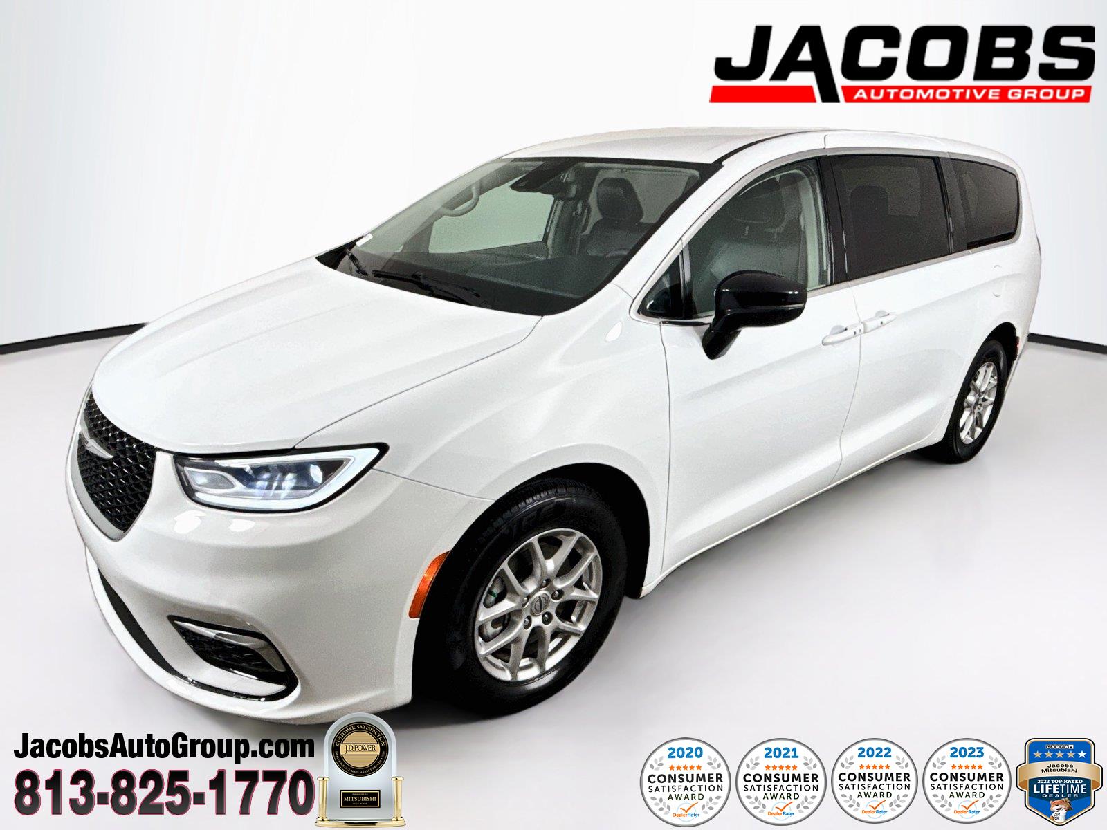 Bright White Clearcoat 2024 Chrysler Pacifica Minivan Front-Wheel Drive 9-Speed Automatic