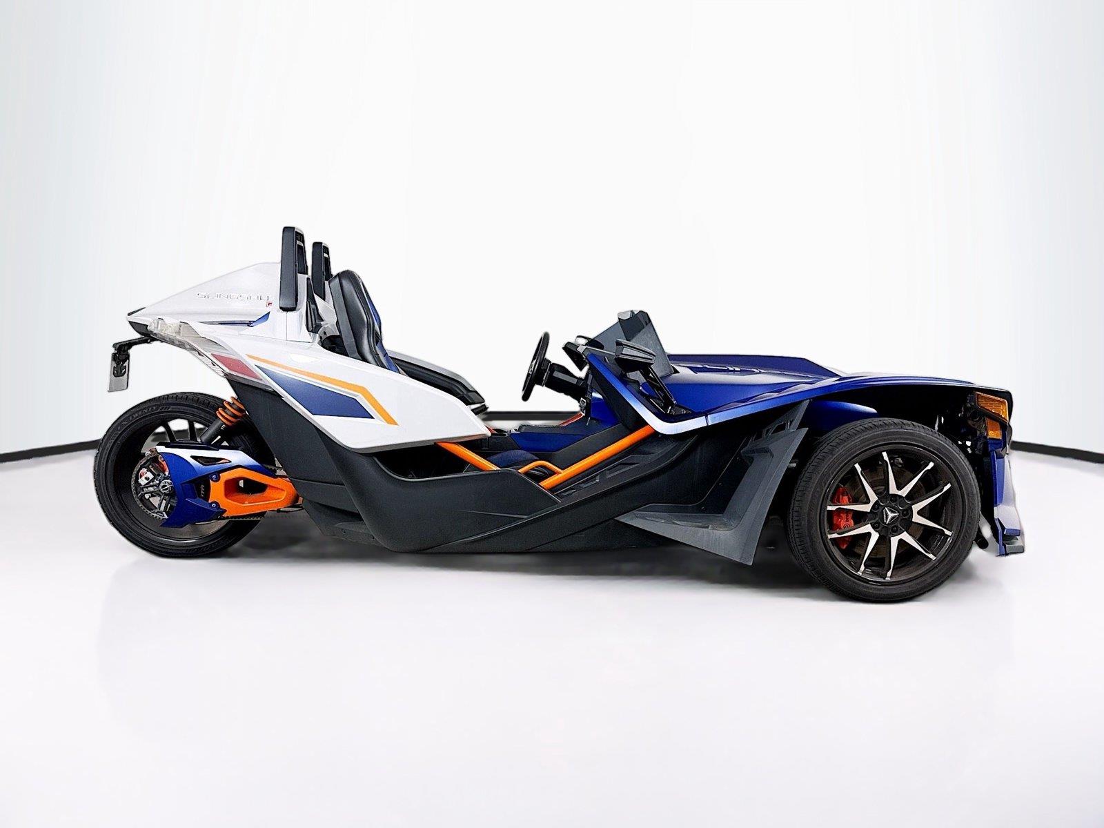2022 POLARIS SLINGSHOT photo 6