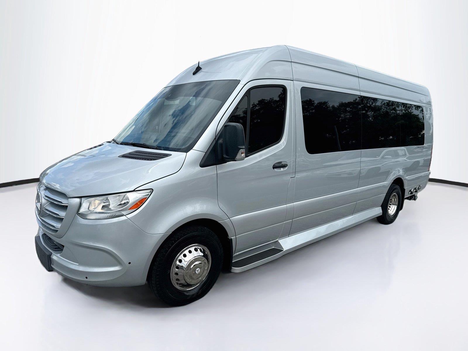 2021 Mercedes-Benz Sprinter Cargo Van Base
