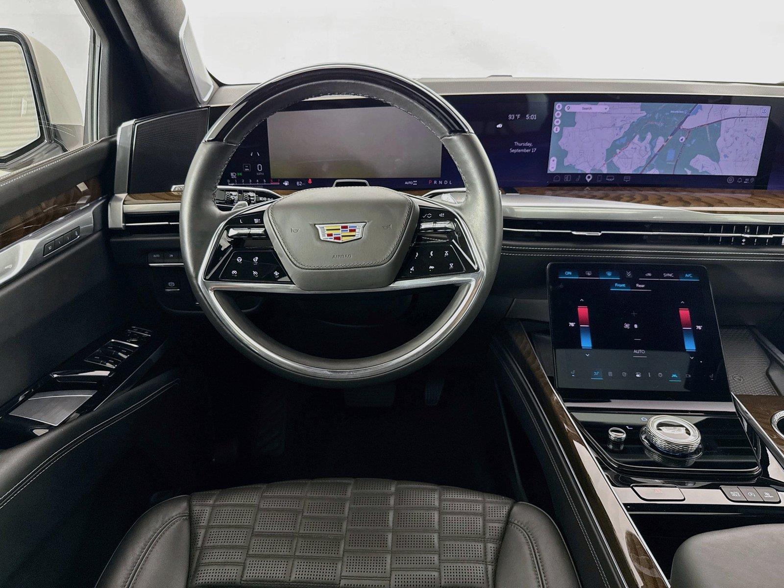 2025 Cadillac Escalade ESV photo 10
