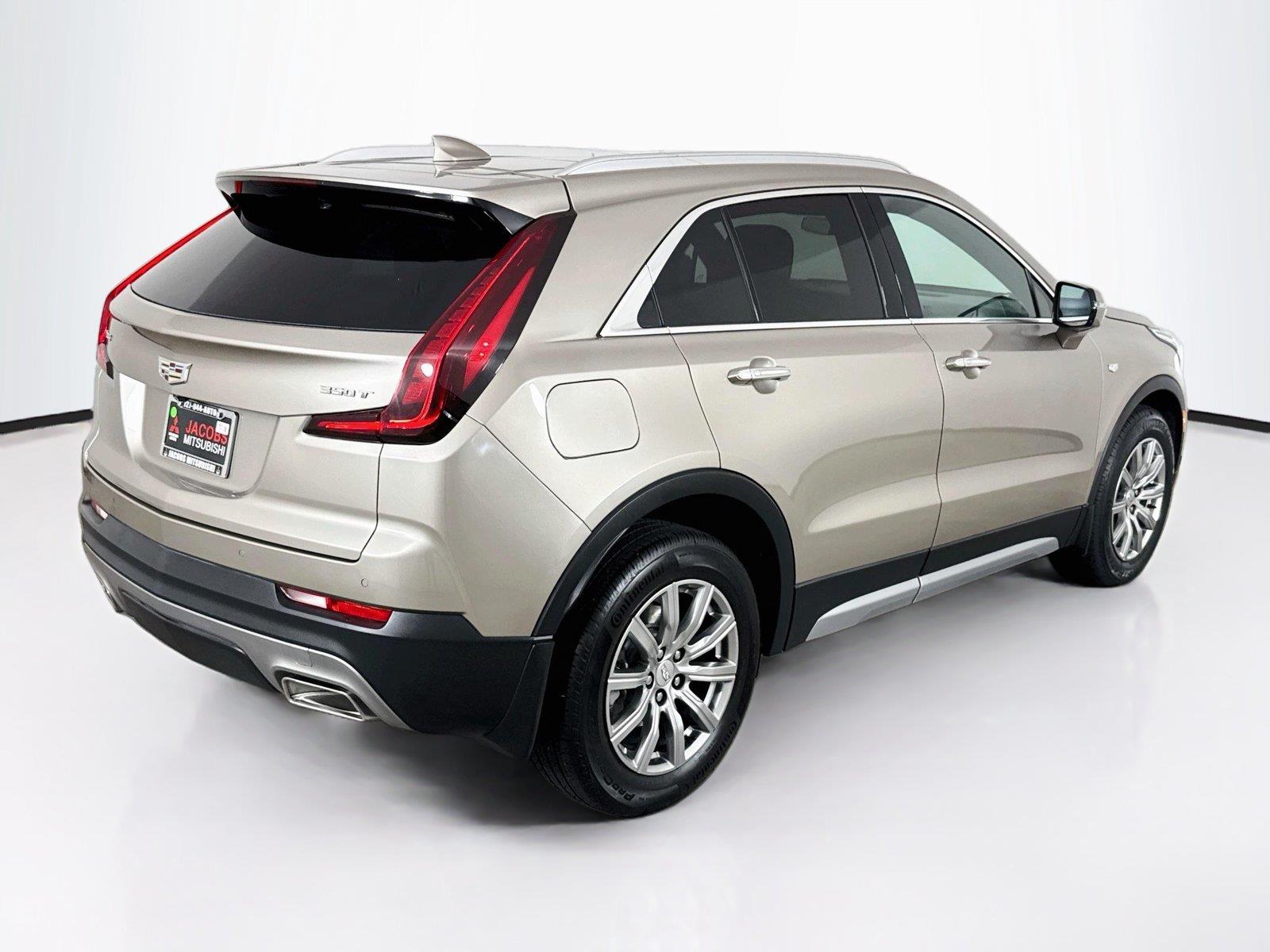2023 Cadillac XT4 photo 5