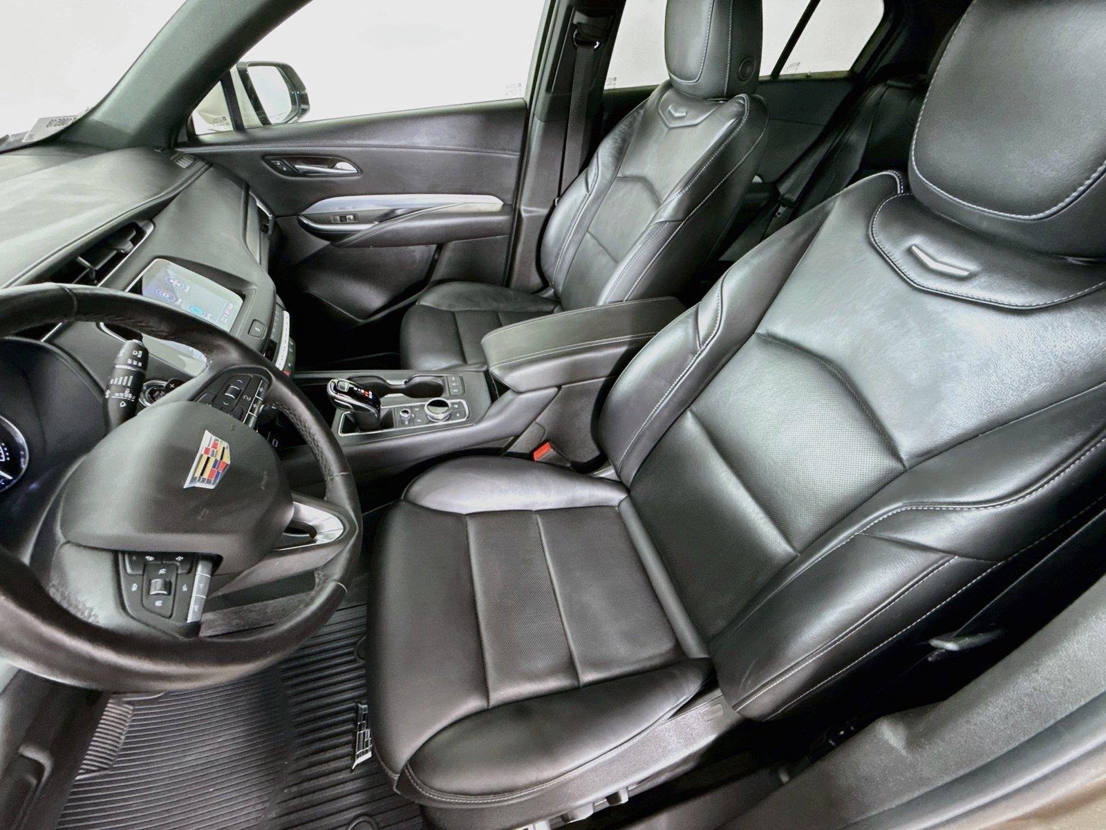2023 Cadillac XT4 photo 9