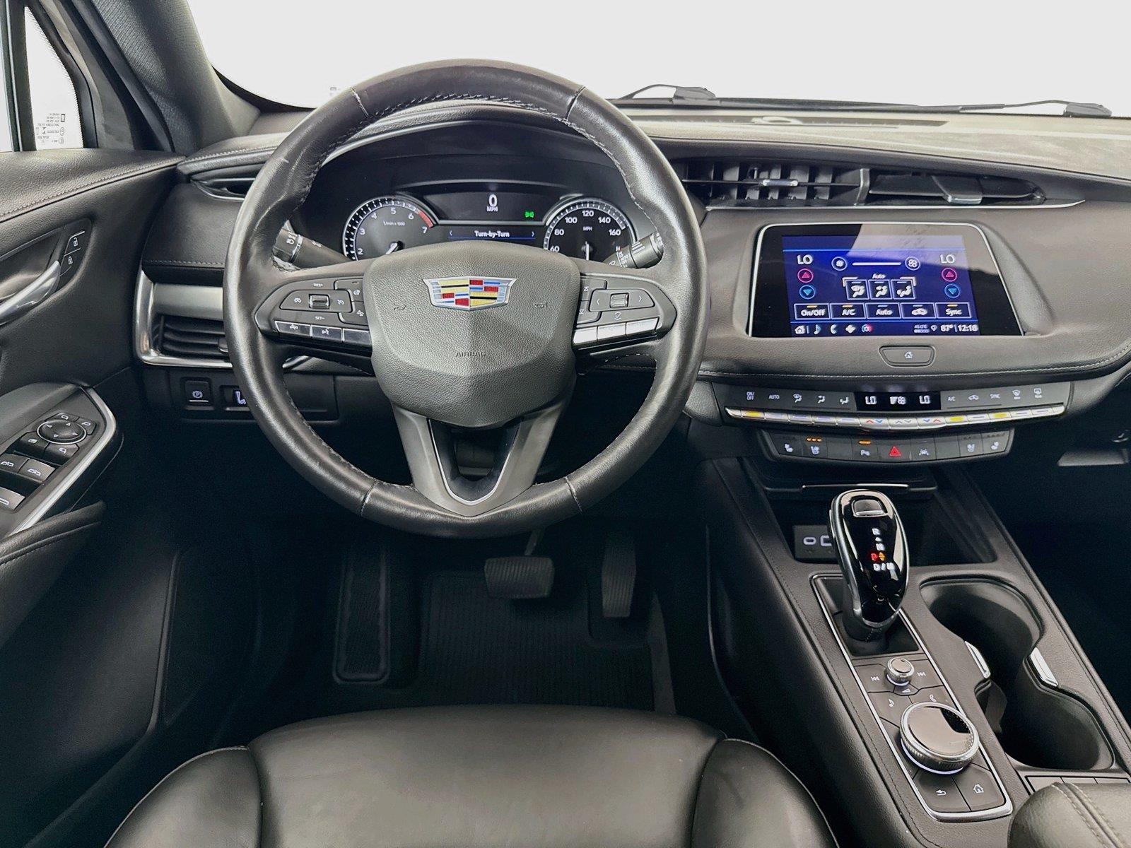 2023 Cadillac XT4 photo 10