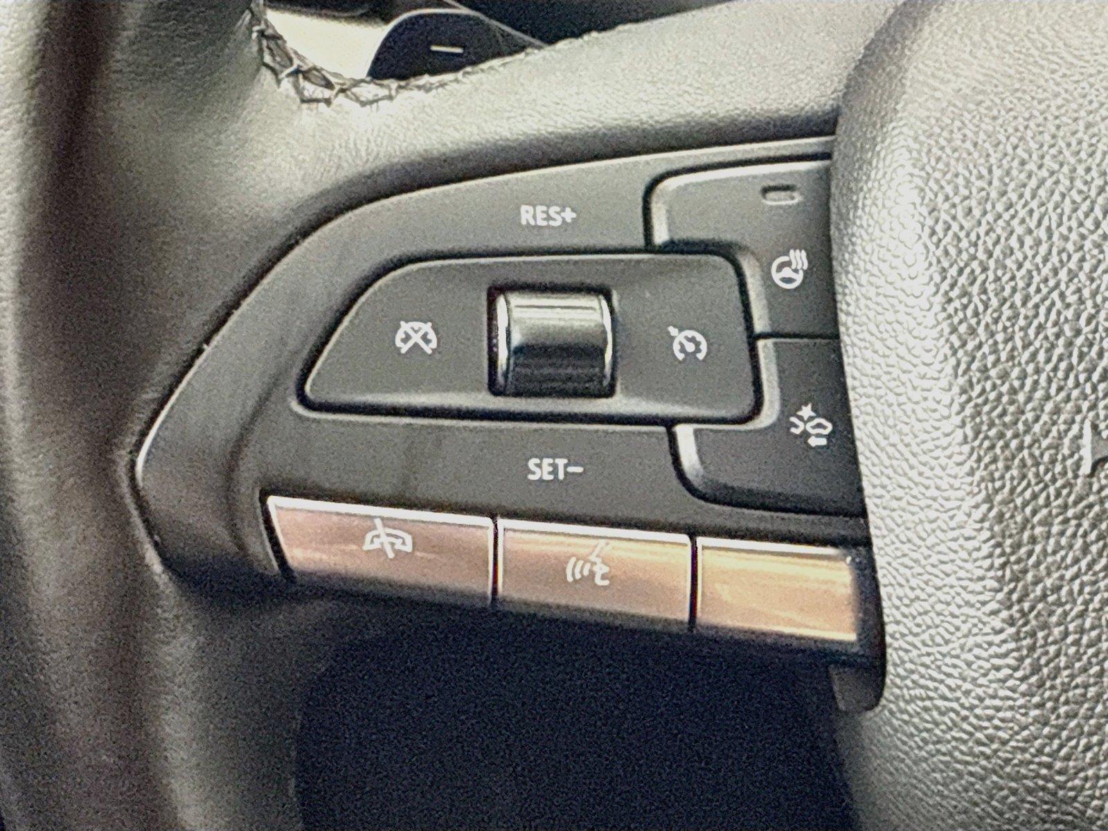2023 Cadillac XT4 photo 12