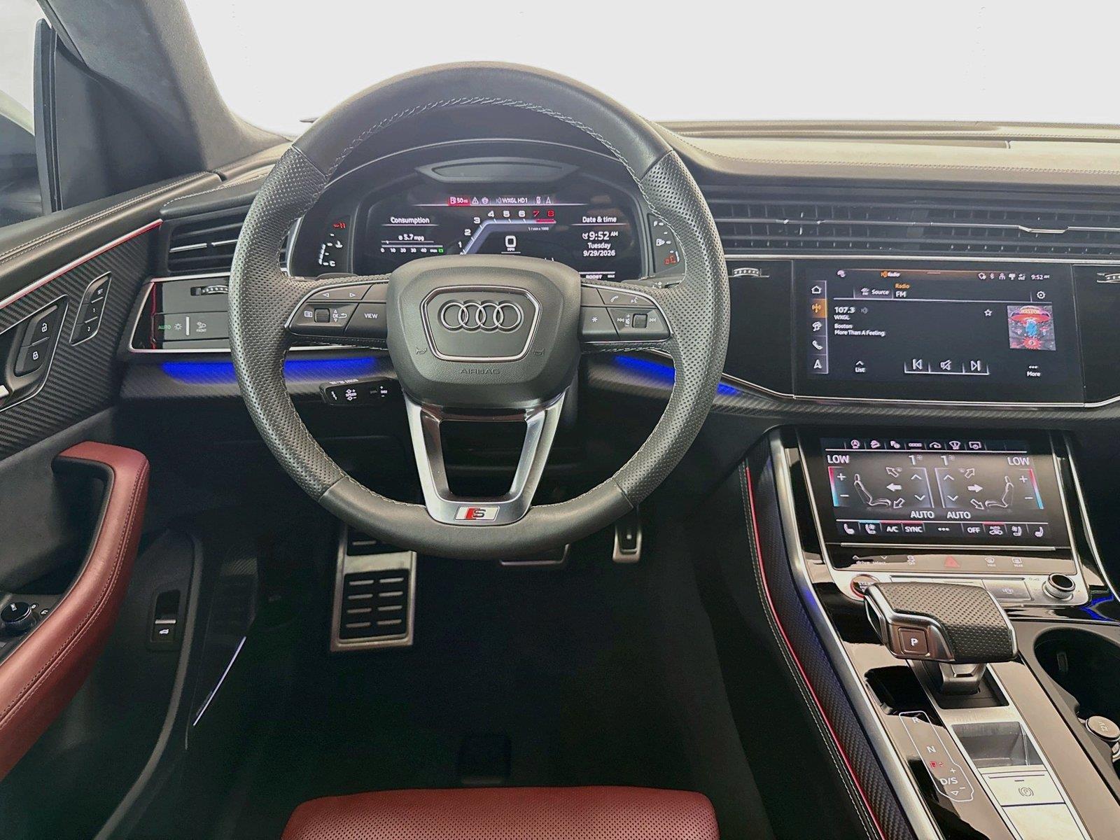 2024 Audi SQ8 photo 10