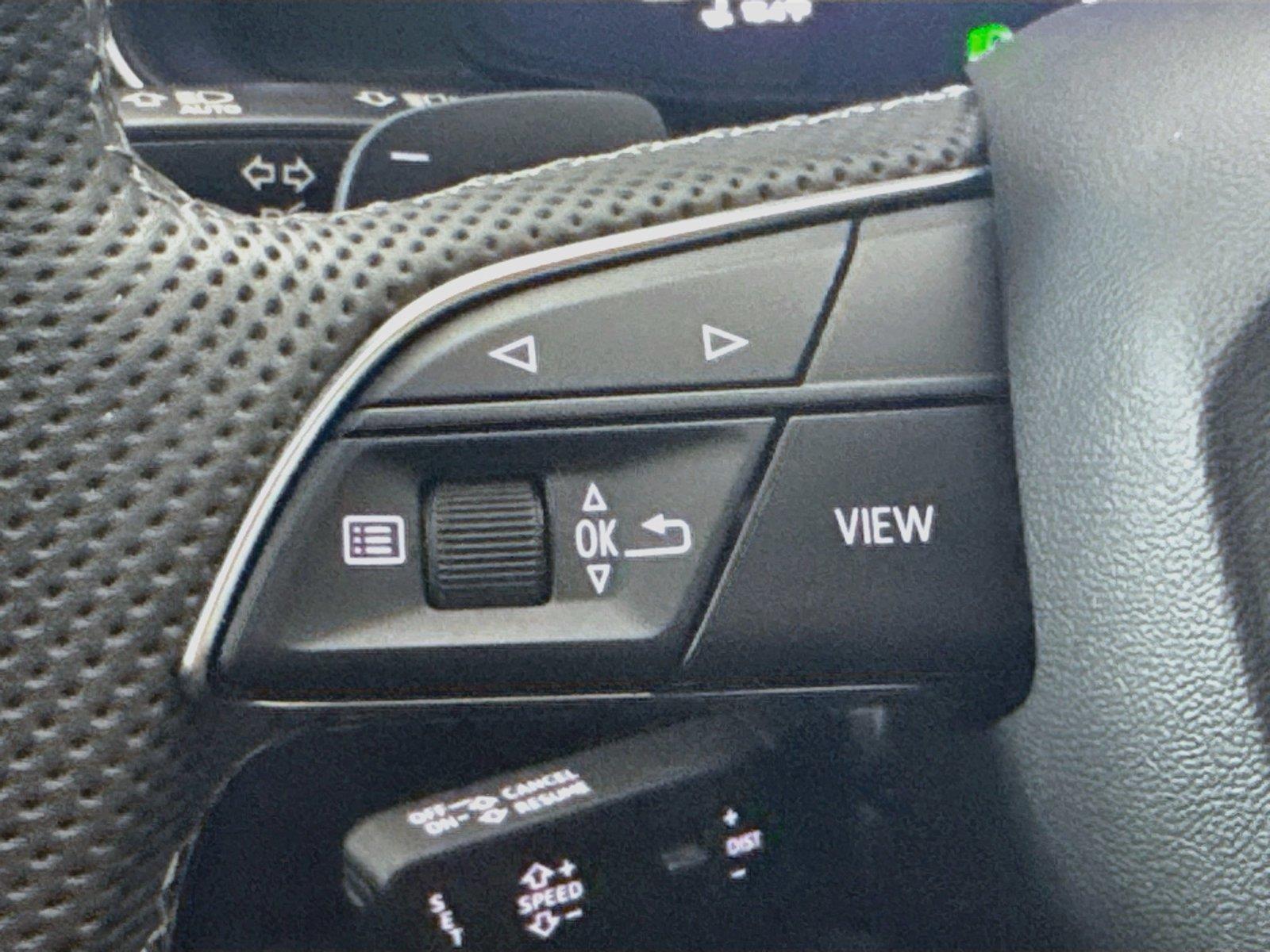 2024 Audi SQ8 photo 12