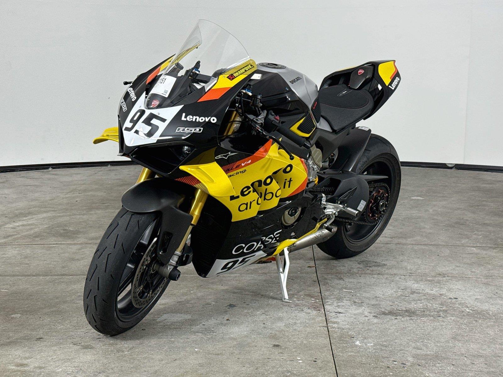 2022 Ducati Panigale V4S