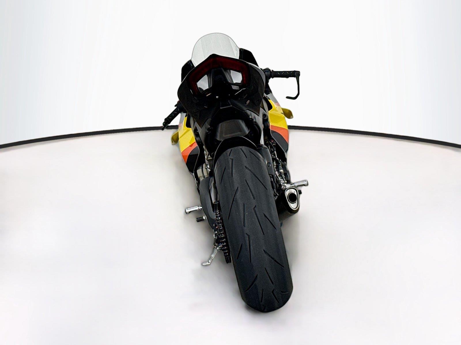2022 Ducati Panigale V4S photo 4