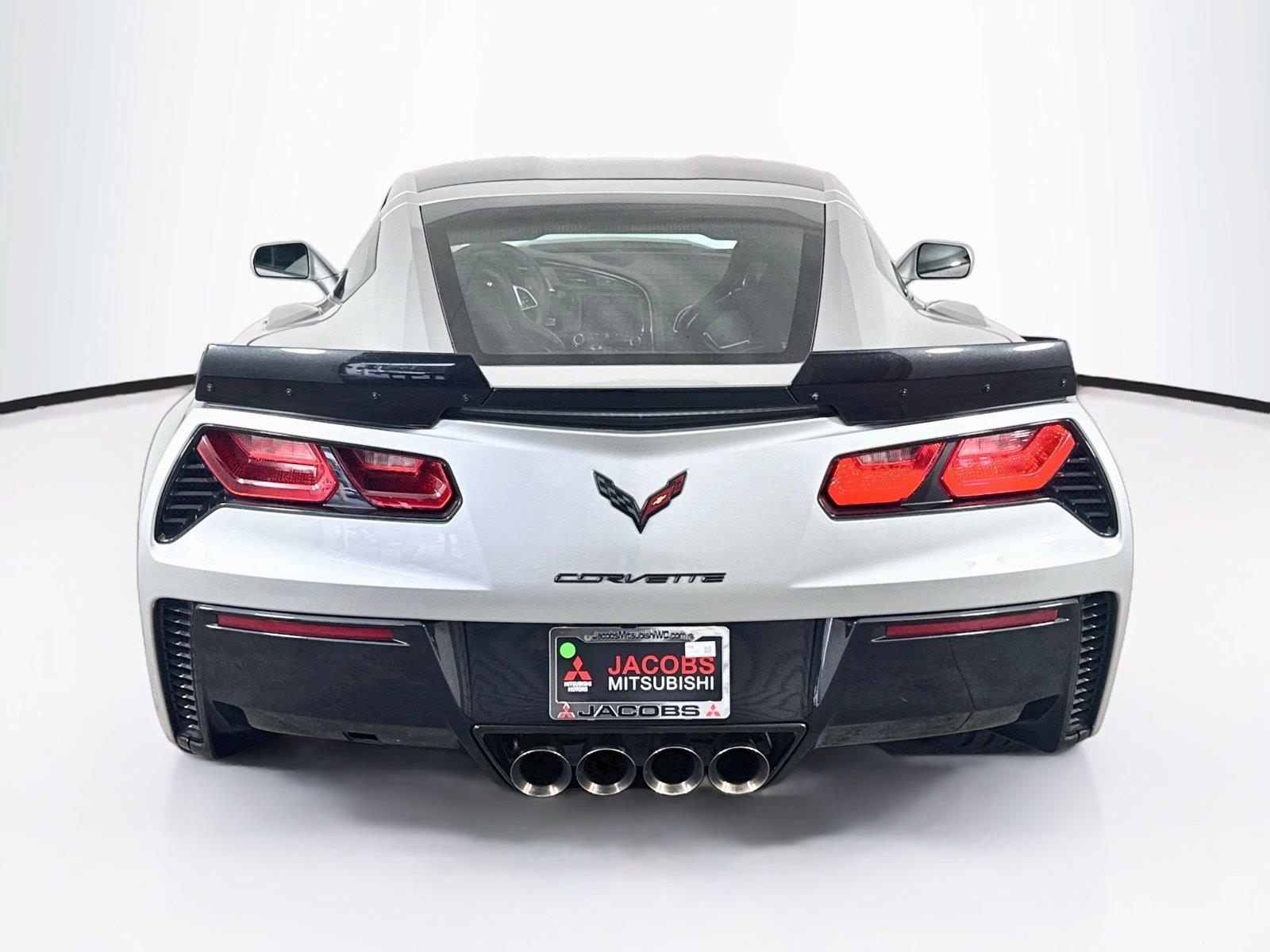 2017 Chevrolet Corvette photo 4