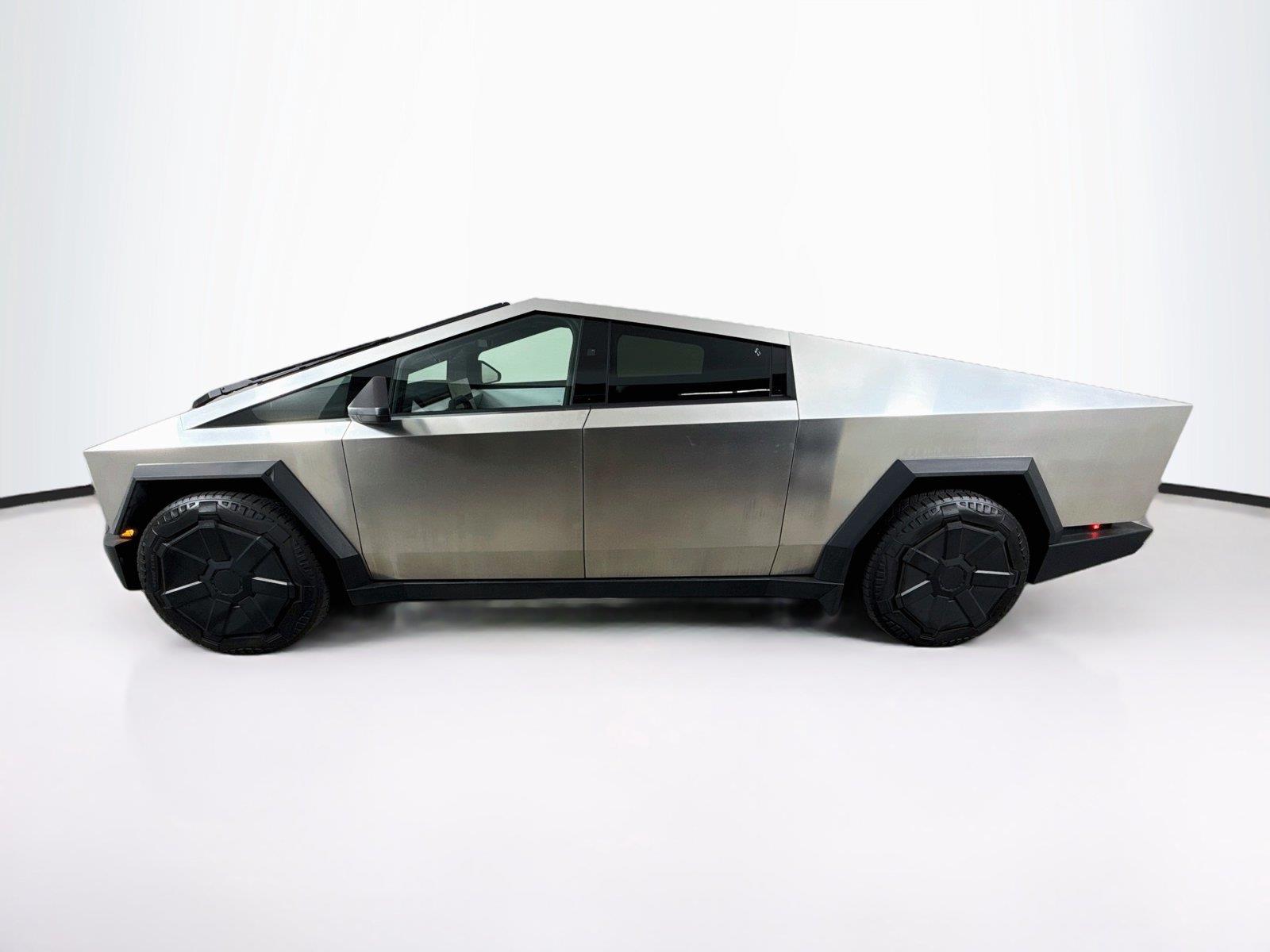 Used 2024 Tesla Cybertruck Cyberbeast with VIN 7G2CEHEE3RA042754 for sale in New Port Richey, FL
