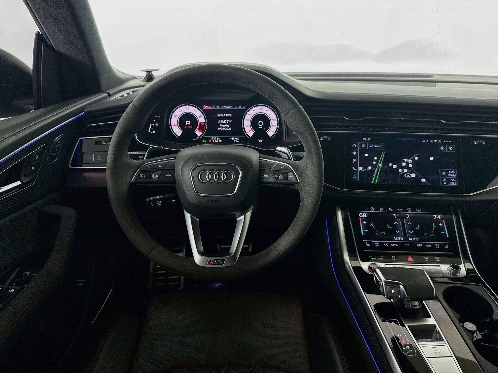 2025 Audi RS Q8 photo 12