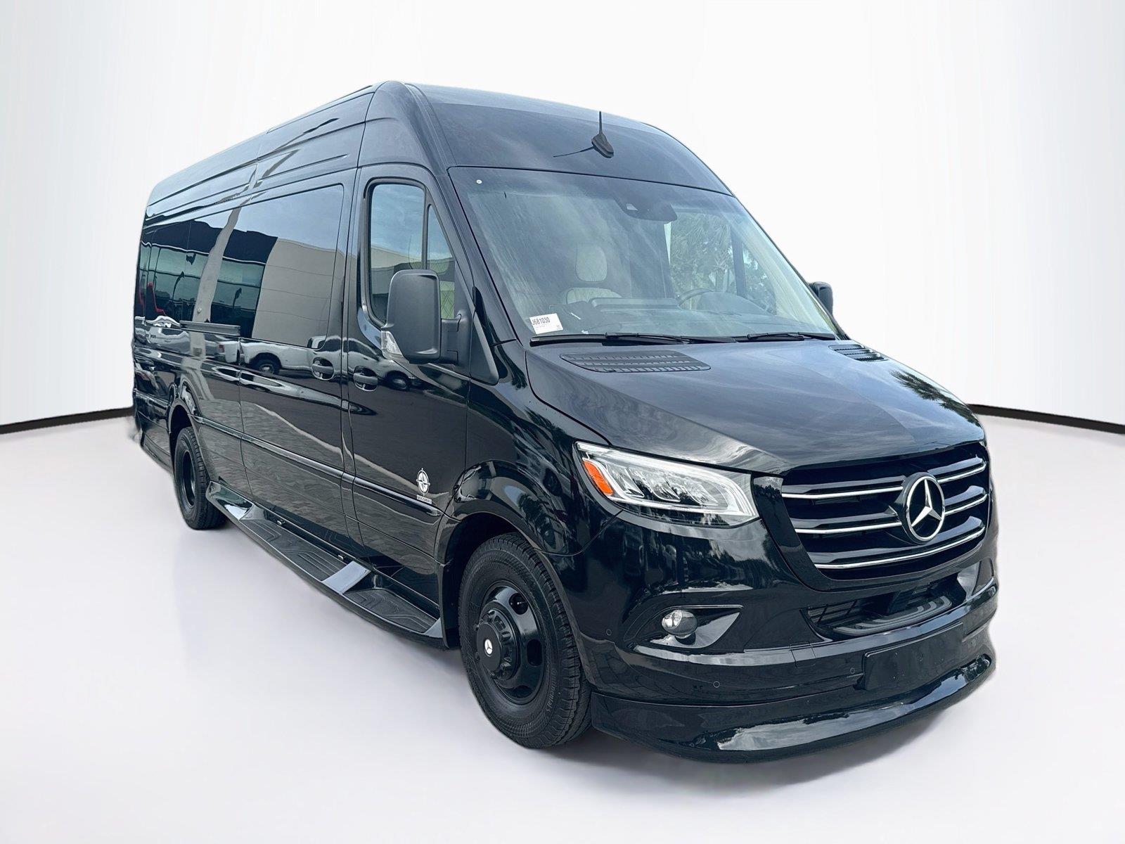 2024 Mercedes-Benz Sprinter Cargo Van photo 7