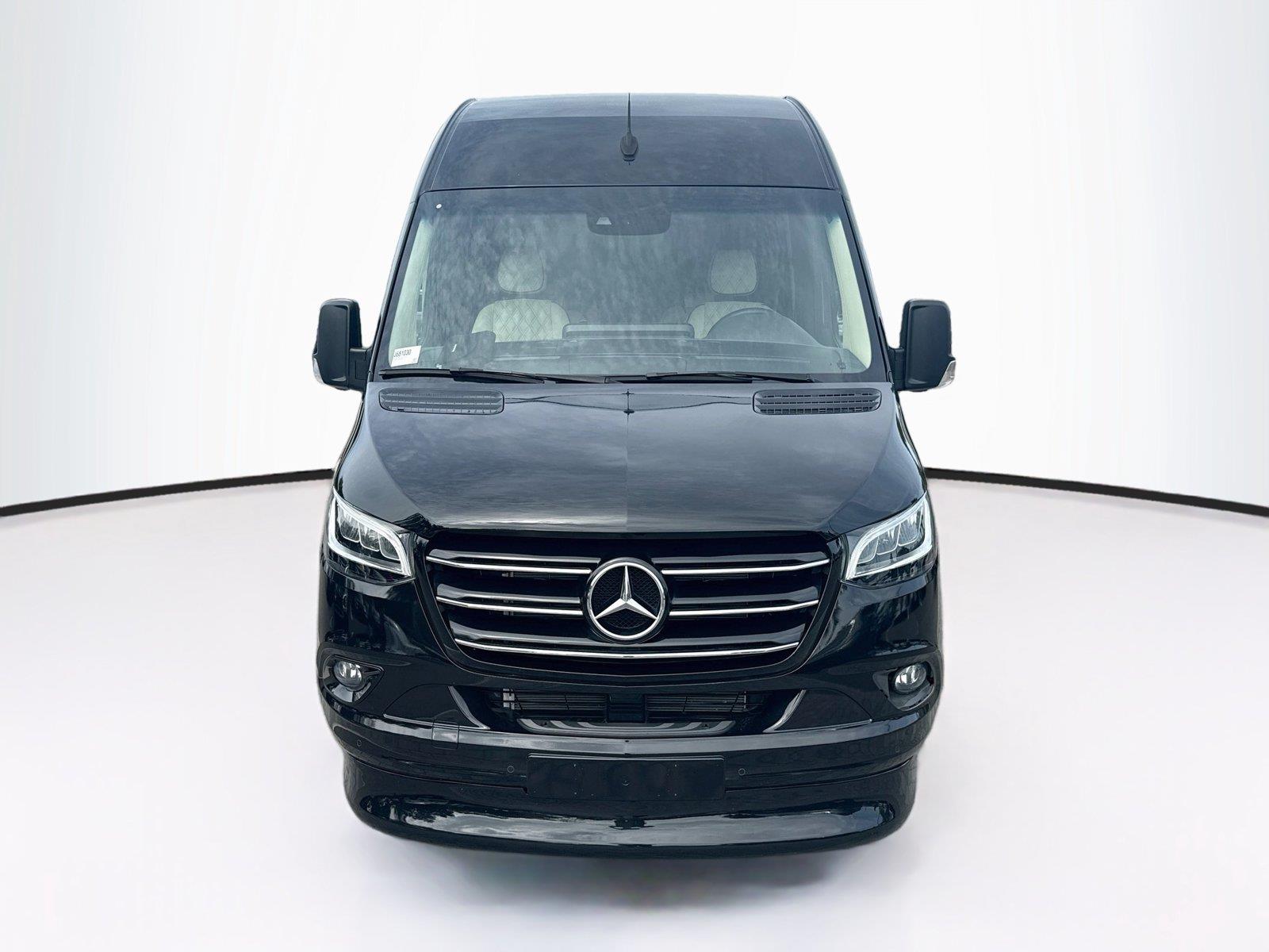 2024 Mercedes-Benz Sprinter Cargo Van photo 8