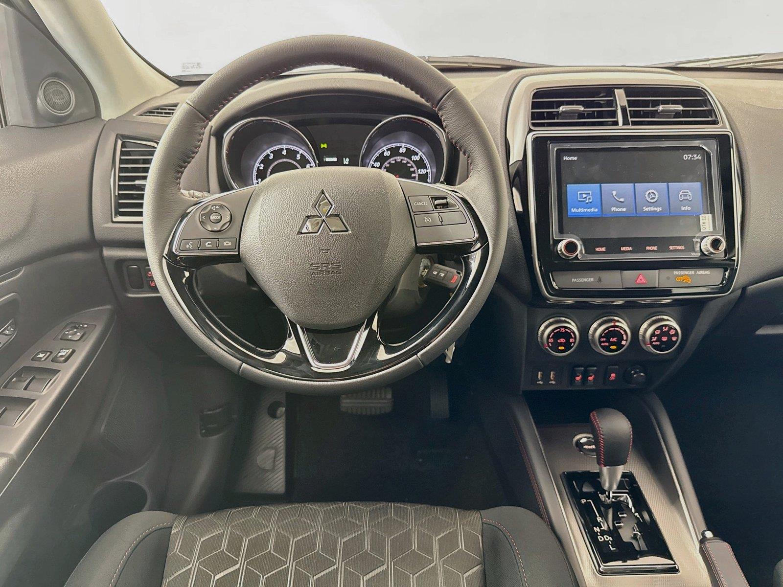 2027 Mitsubishi Outlander Sport photo 10