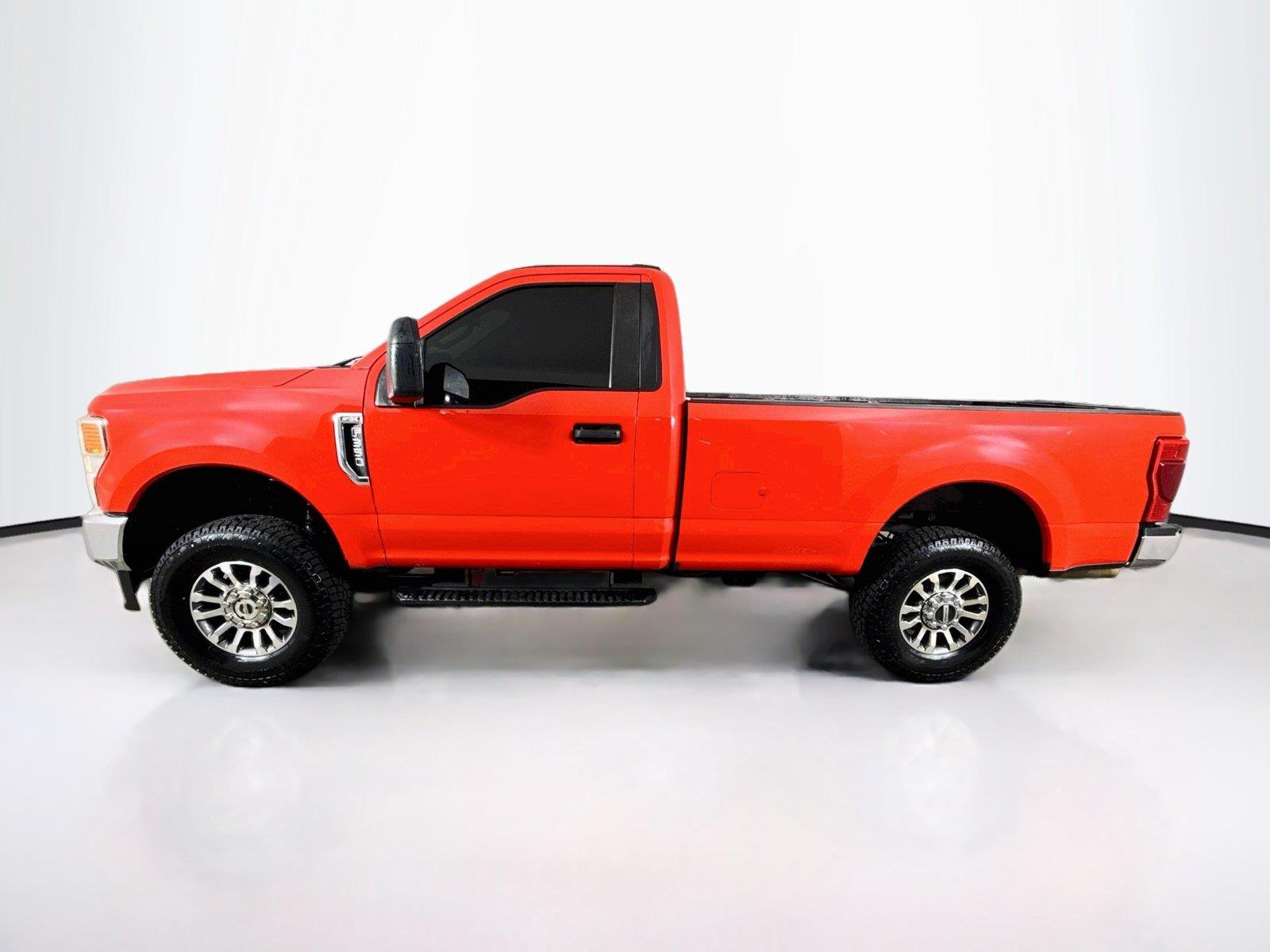 2021 Ford Super Duty F-350 SRW photo 2