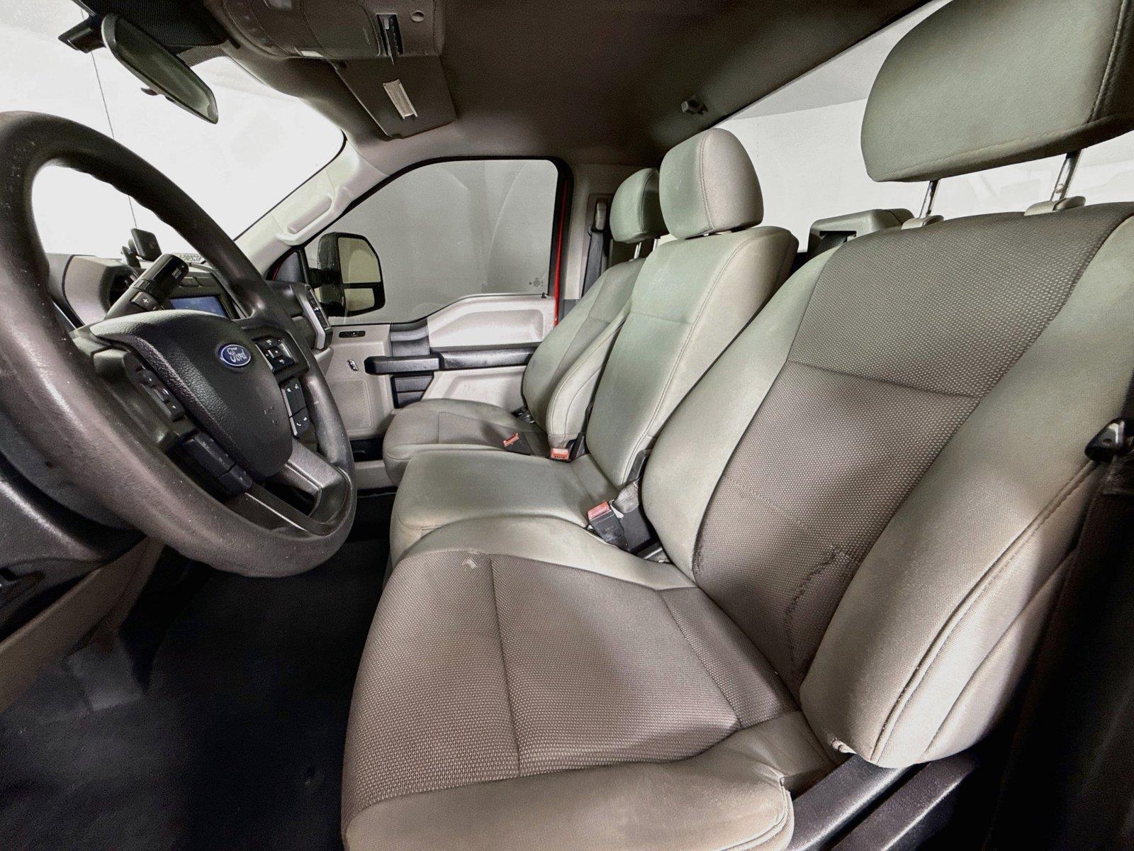 2021 Ford Super Duty F-350 SRW photo 9