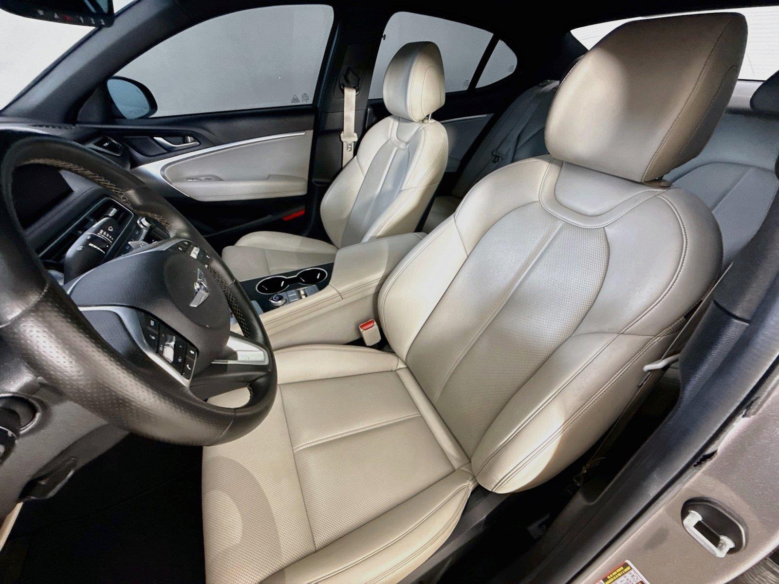2023 Genesis G70 photo 9