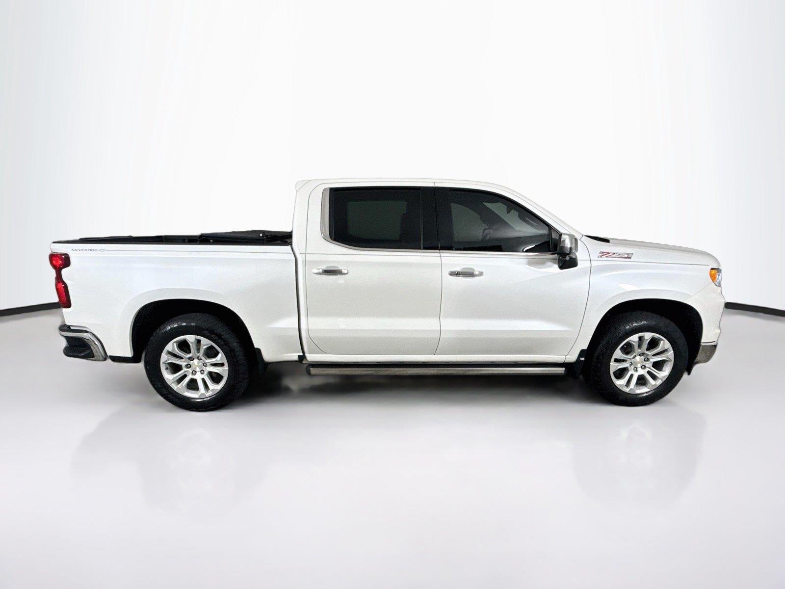2023 Chevrolet Silverado 1500 photo 6