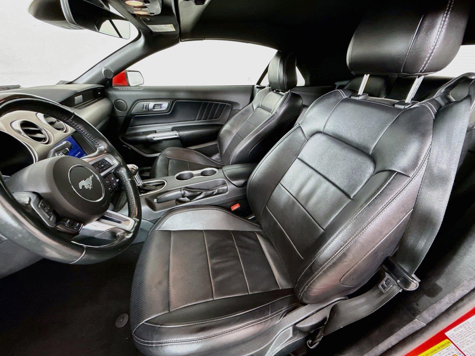 2023 Ford Mustang photo 9
