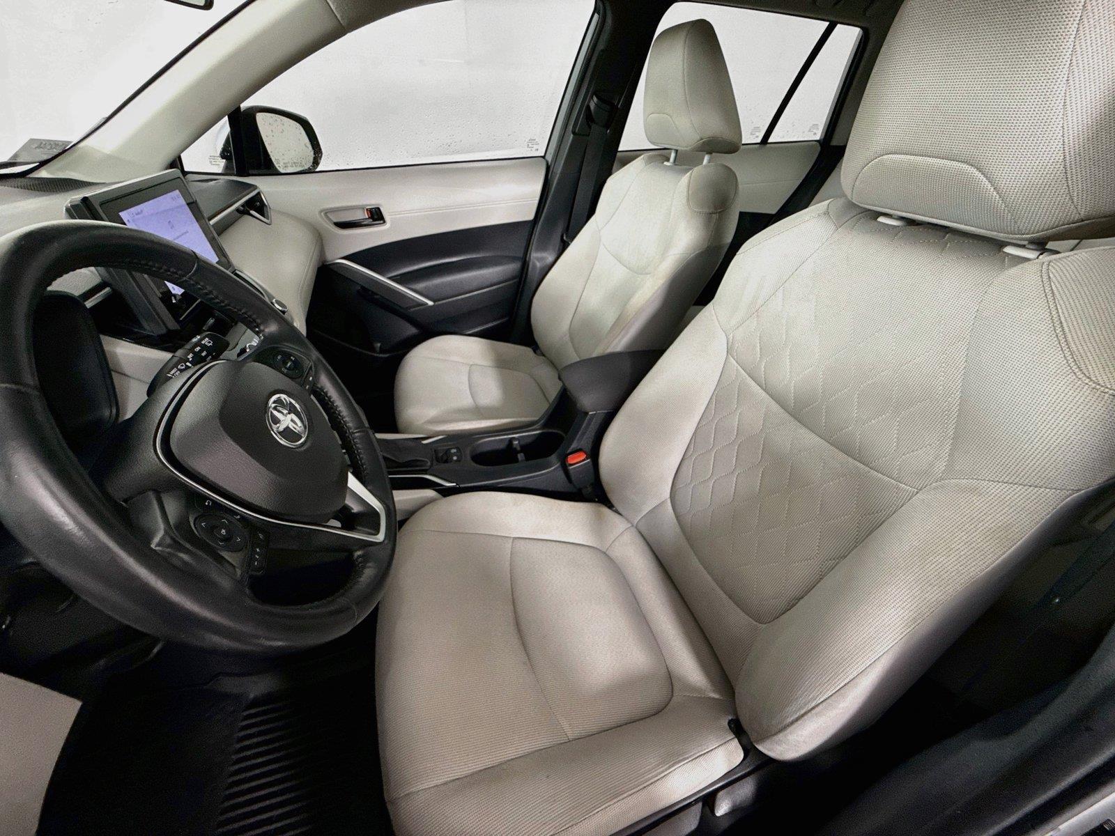 2023 Toyota Corolla Cross photo 11