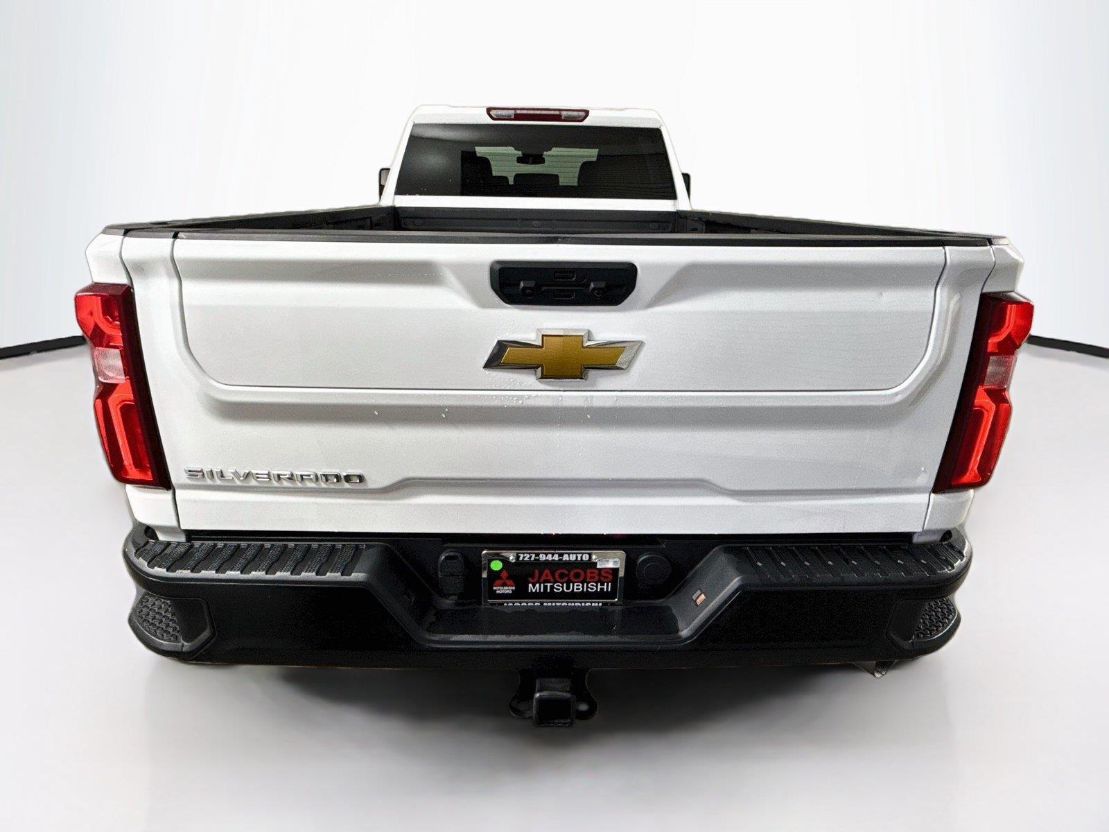 2025 Chevrolet Silverado 3500HD photo 5