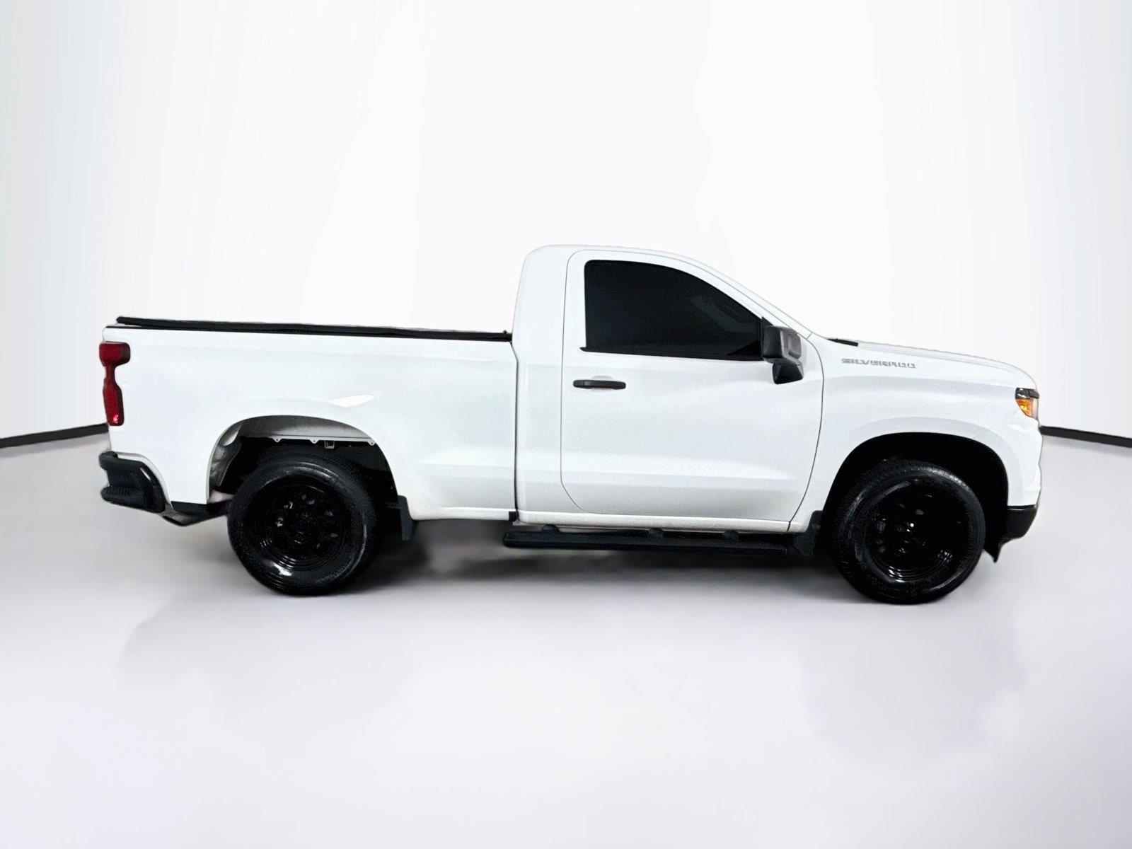 2024 Chevrolet Silverado 1500 photo 7