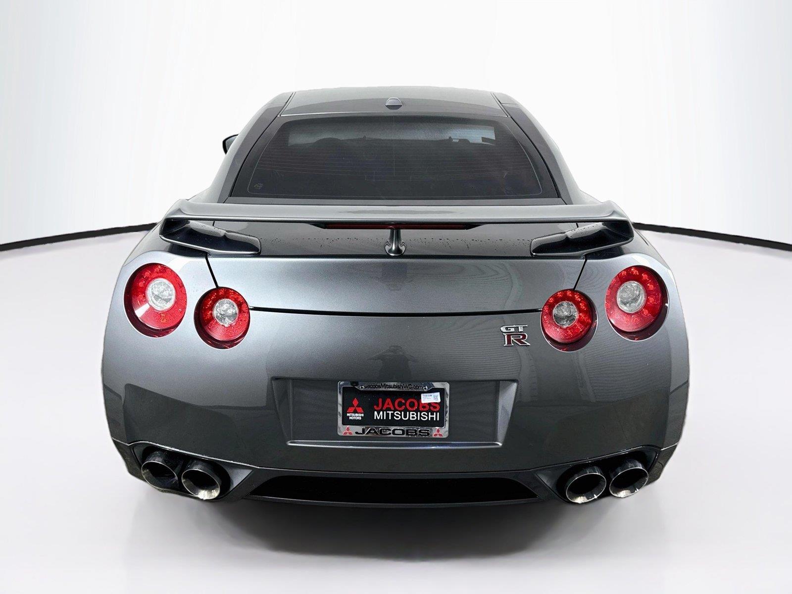 2009 Nissan GT-R photo 4