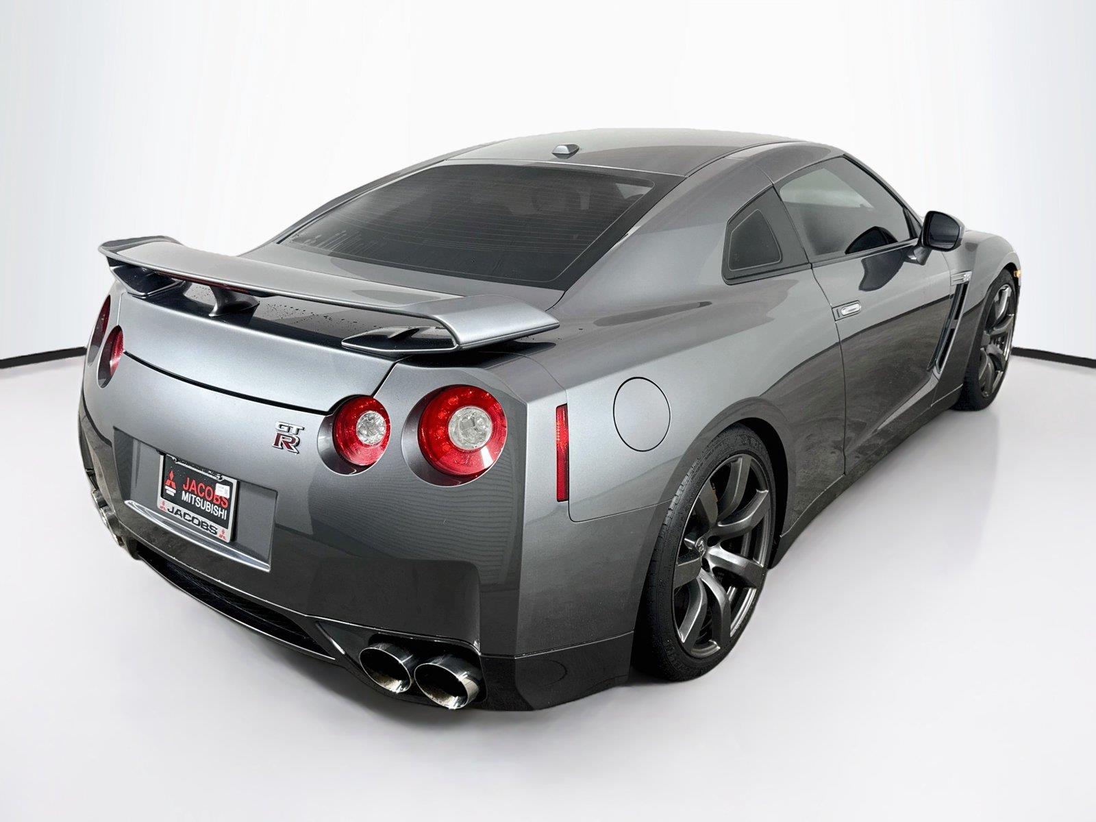 2009 Nissan GT-R photo 5